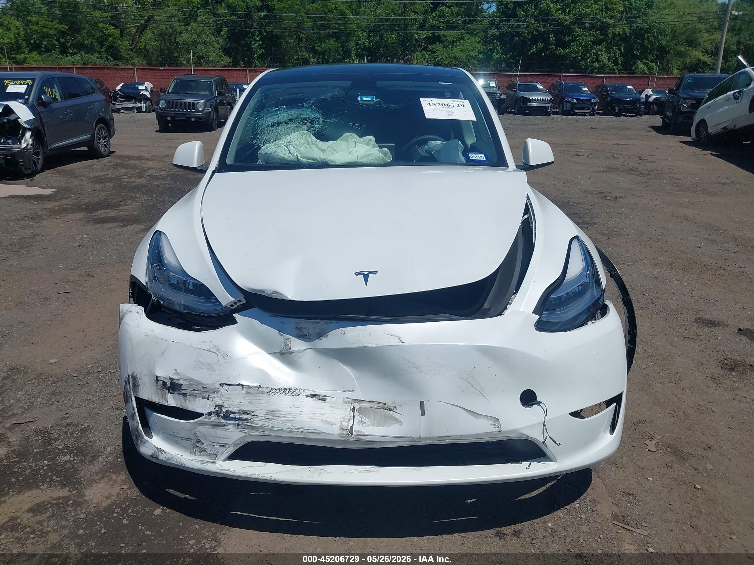 2023 Tesla Model Y Awd/long Range Dual Motor All-wheel Drive White vin: 7SAYGDEE5PA055730
