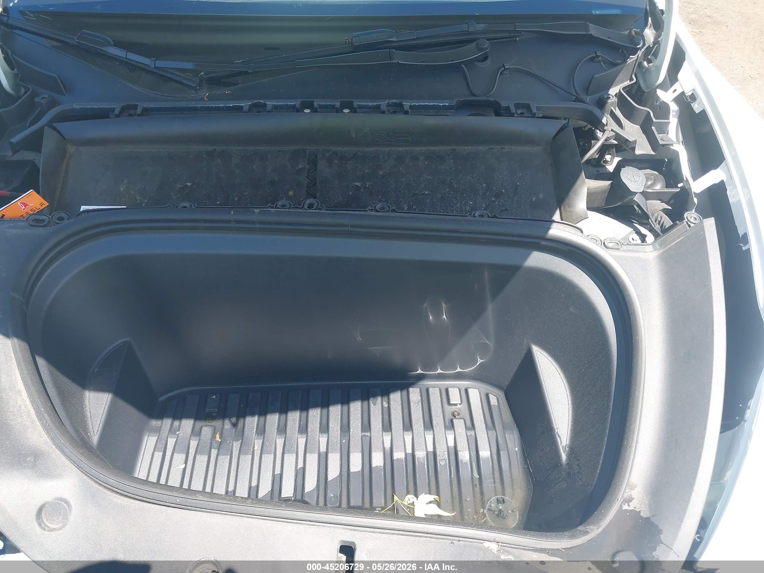 2023 Tesla Model Y Awd/long Range Dual Motor All-wheel Drive White vin: 7SAYGDEE5PA055730