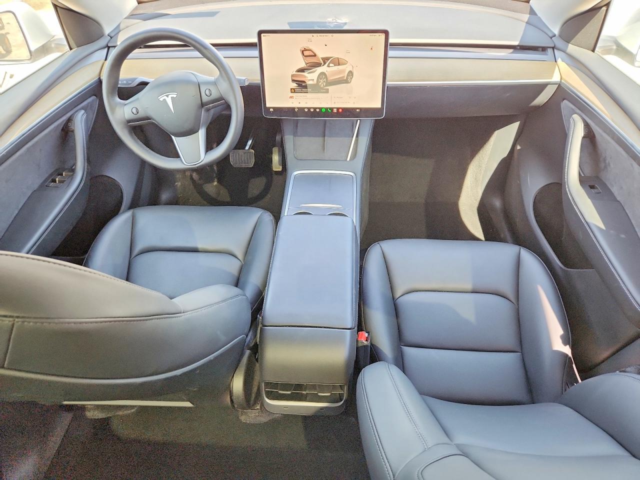 2023 Tesla Model Y White vin: 7SAYGDEE6PA041741