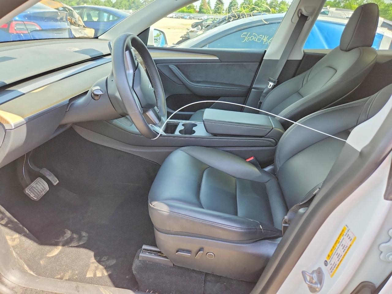 2023 Tesla Model Y White vin: 7SAYGDEE6PA041741