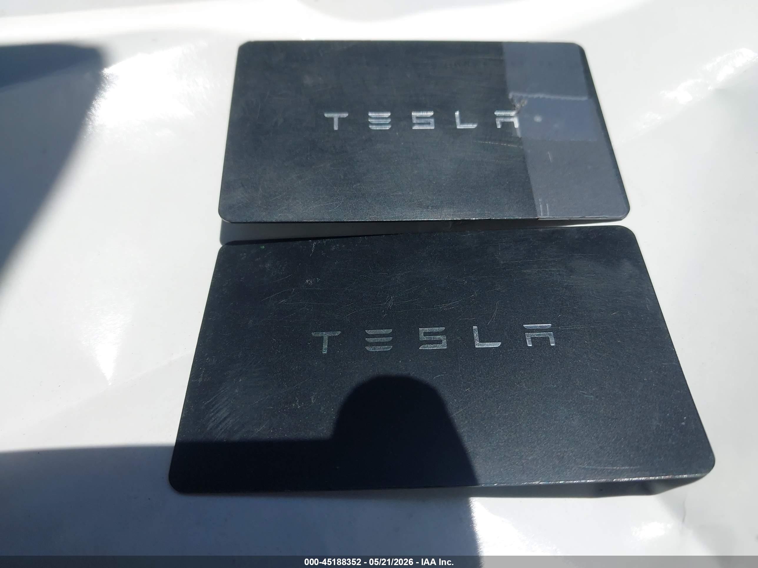 2023 Tesla Model Y Awd/long Range Dual Motor All-wheel Drive Gray vin: 7SAYGDEE6PF926881
