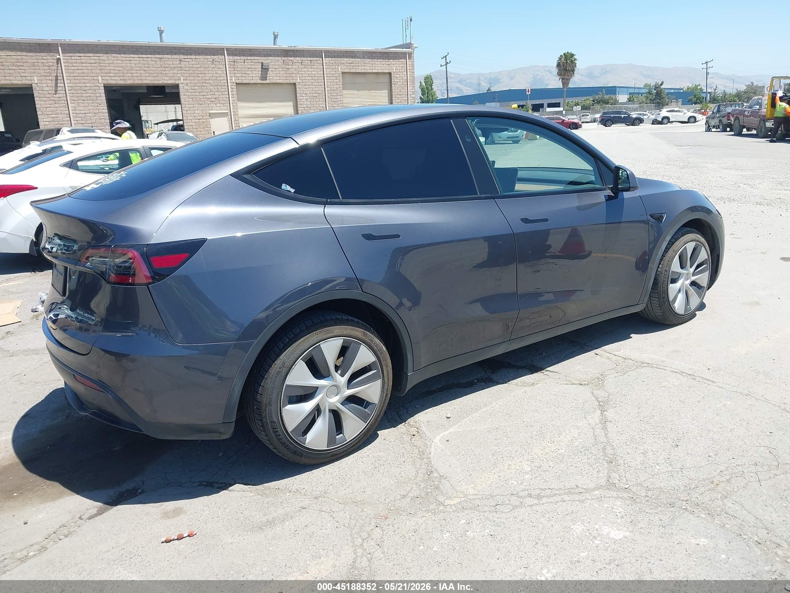 2023 Tesla Model Y Awd/long Range Dual Motor All-wheel Drive Gray vin: 7SAYGDEE6PF926881