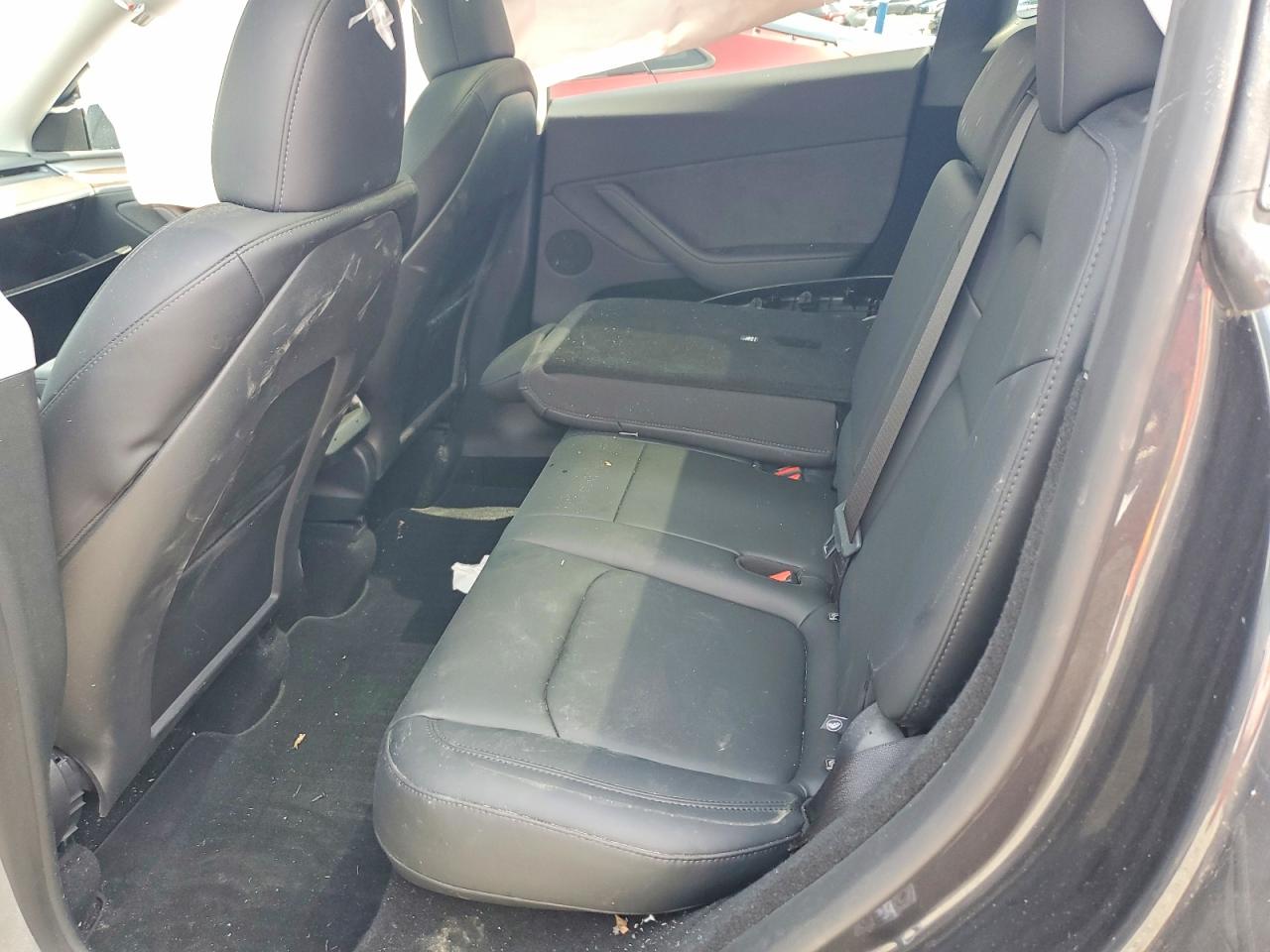 2024 Tesla Model Y Gray vin: 7SAYGDEE6RA330167