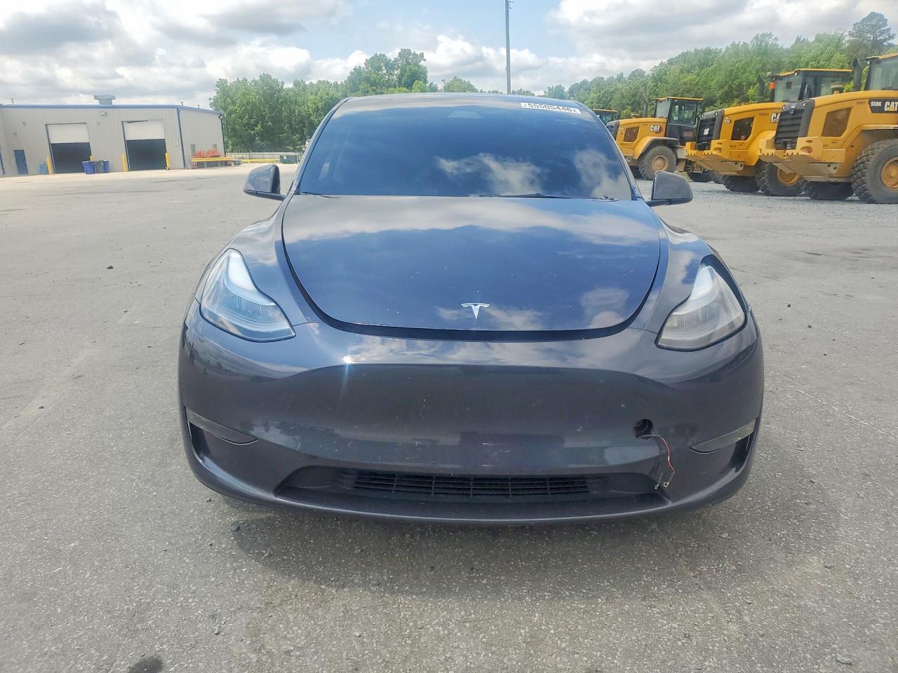 2025 Tesla Model Y Gray vin: 7SAYGDEE6SA360291