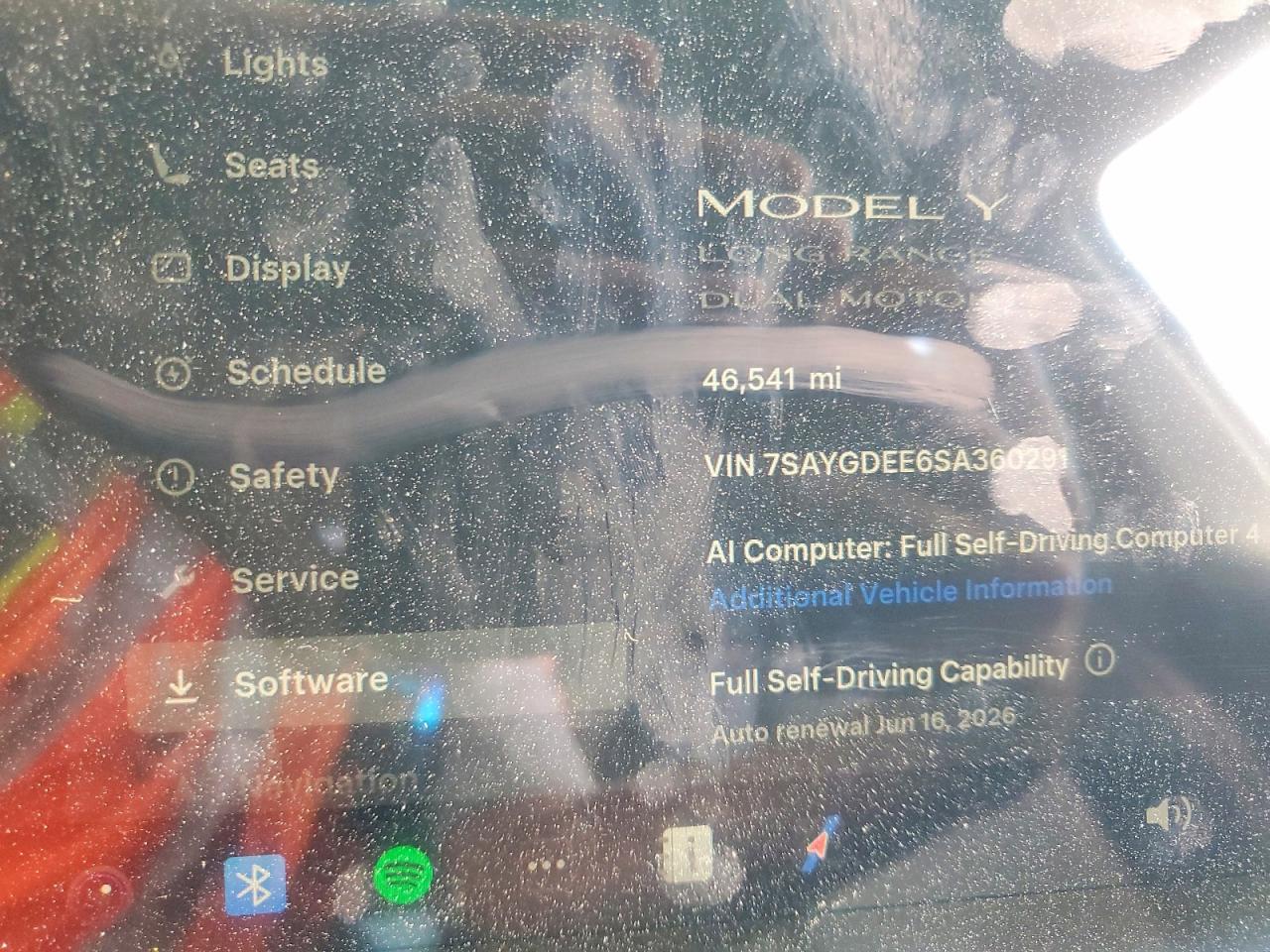 2025 Tesla Model Y Gray vin: 7SAYGDEE6SA360291