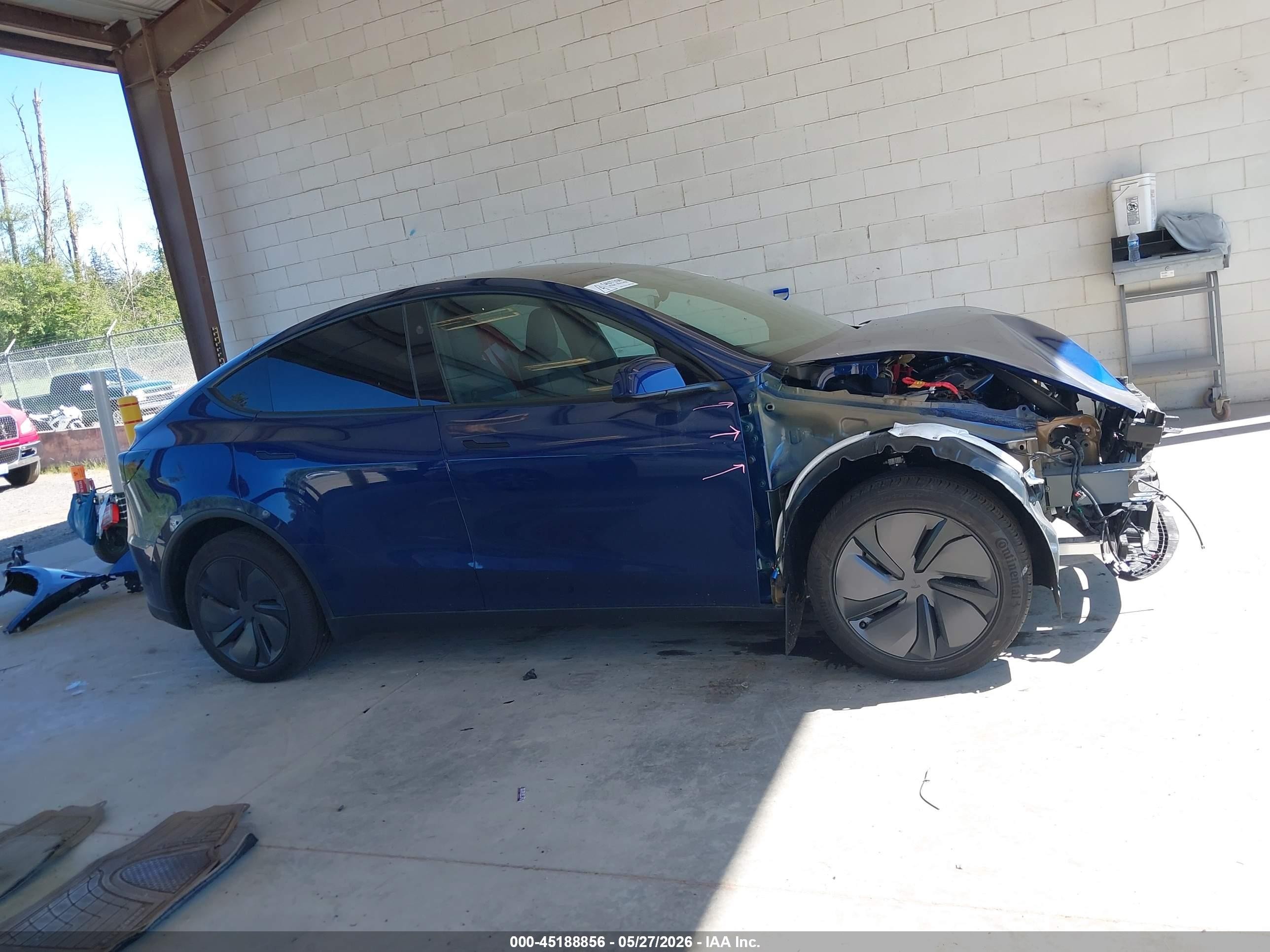 2026 Tesla Model Y All-wheel Drive/long Range Launch Series/premium Blue vin: 7SAYGDEE6TF579997