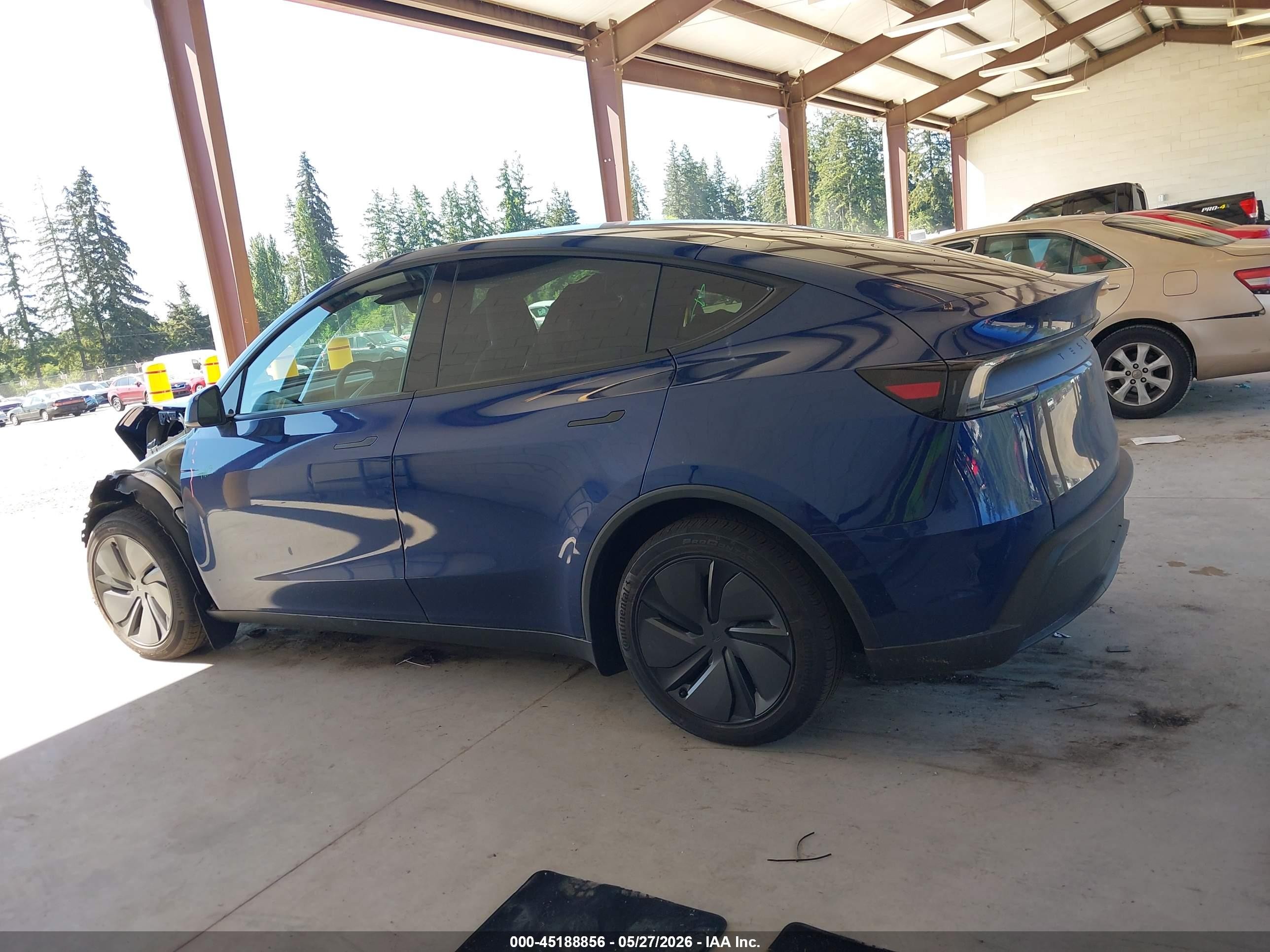 2026 Tesla Model Y All-wheel Drive/long Range Launch Series/premium Blue vin: 7SAYGDEE6TF579997