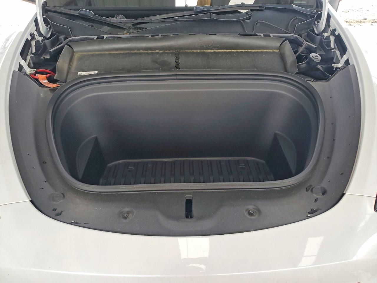2023 Tesla Model Y White vin: 7SAYGDEE7PA176677