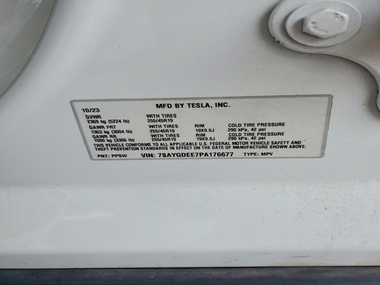 2023 Tesla Model Y White vin: 7SAYGDEE7PA176677