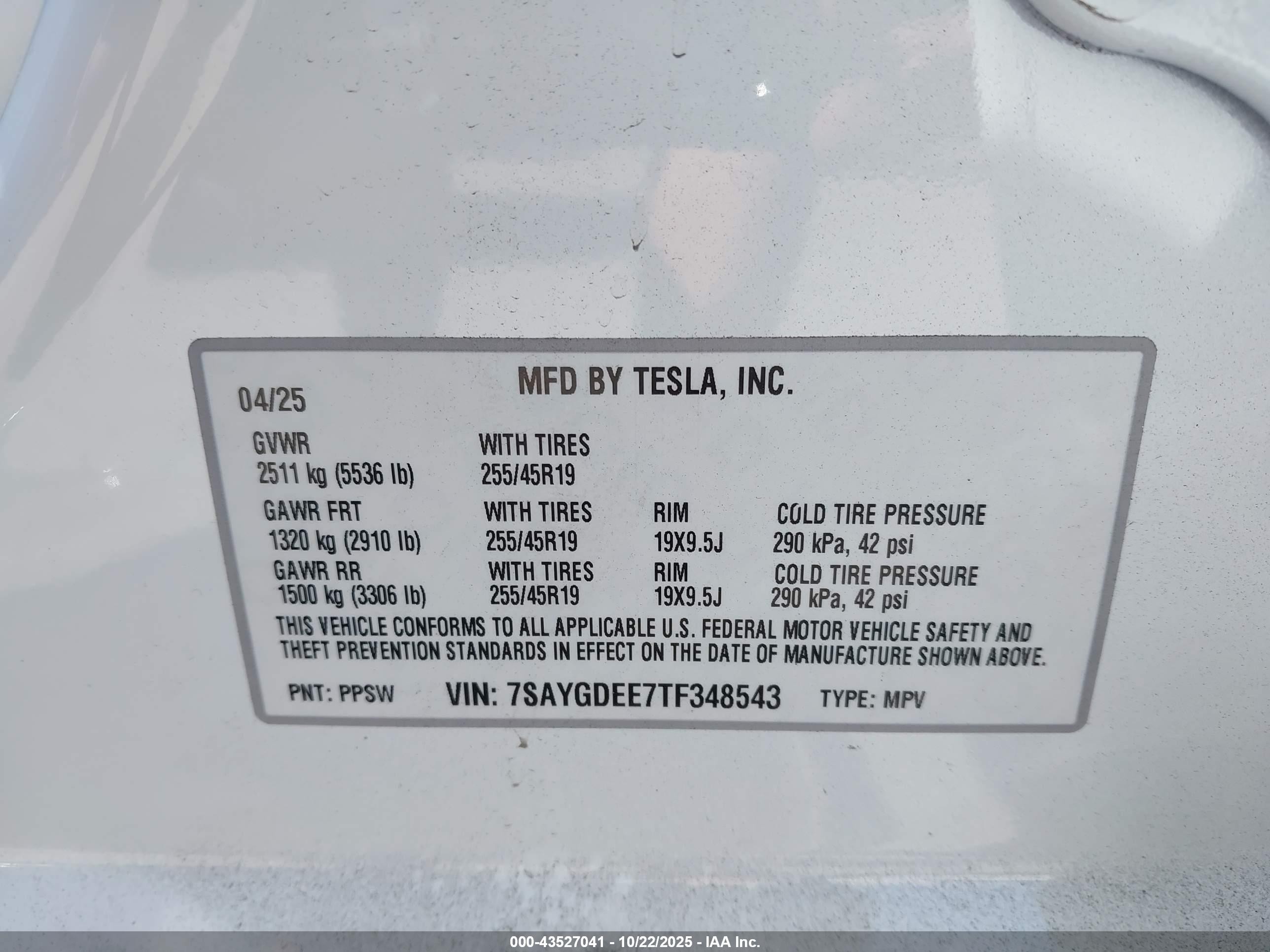 2026 Tesla Model Y Long Range Dual Motor All-wheel Drive/long Range Launch Series Белый vin: 7SAYGDEE7TF348543