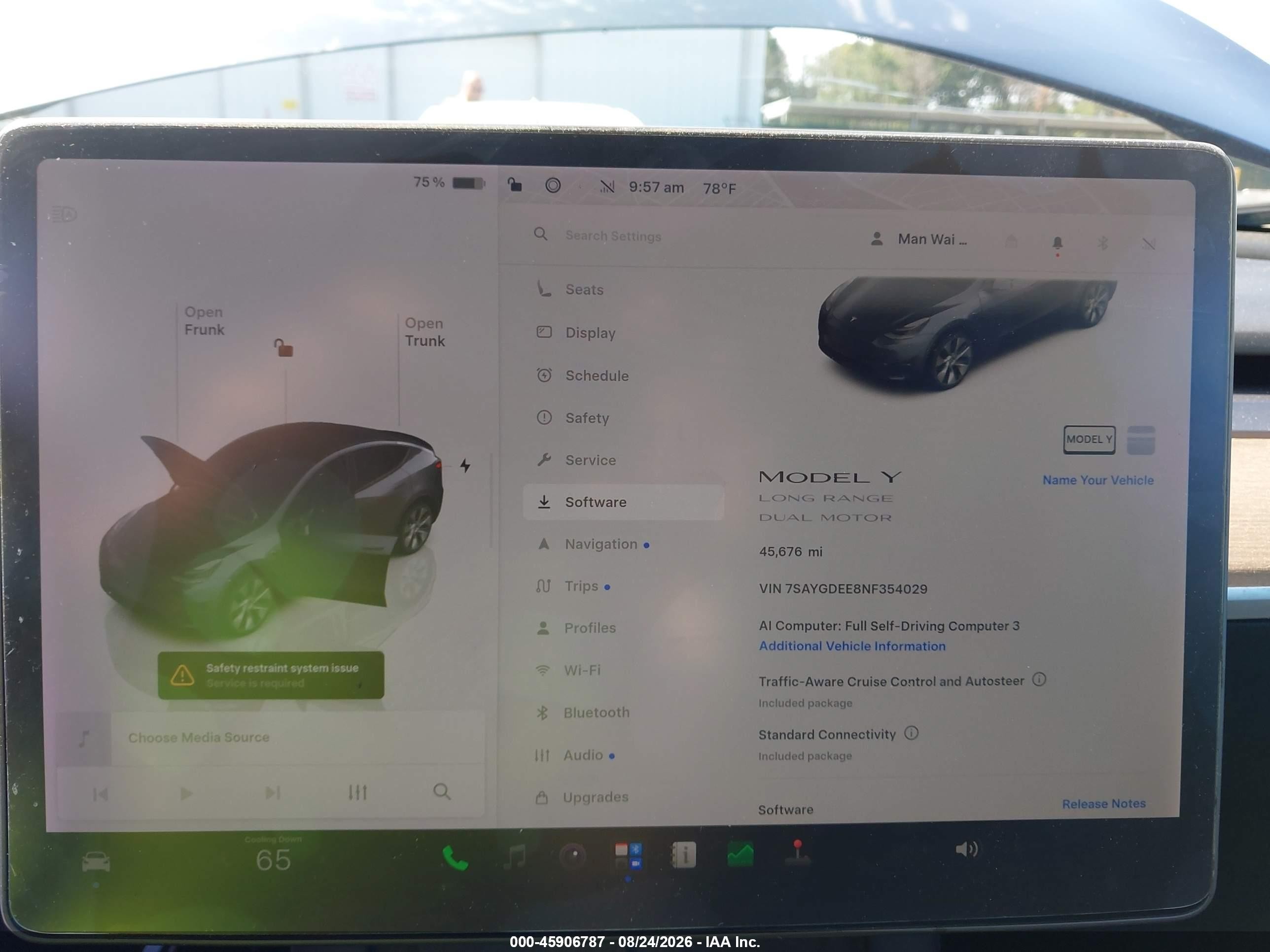 2022 Tesla Model Y Long Range Dual Motor All-wheel Drive Gray vin: 7SAYGDEE8NF354029