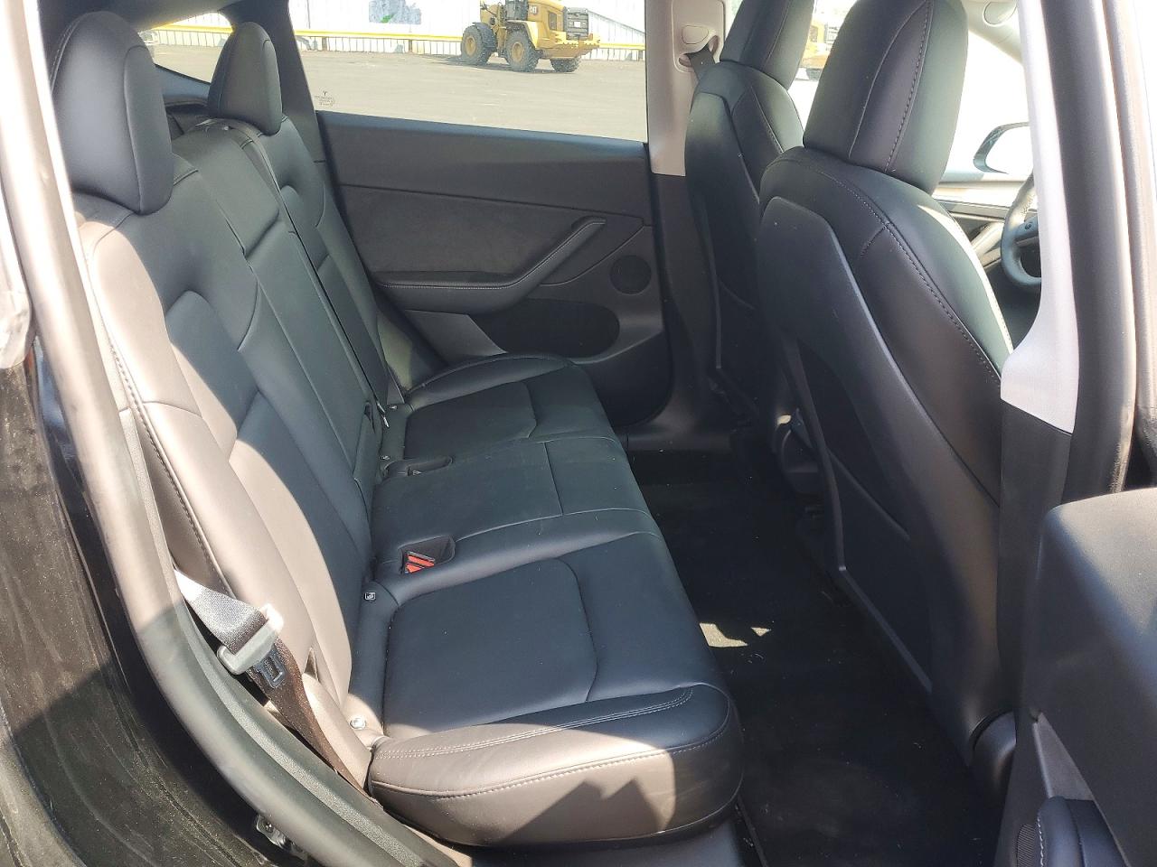 2022 Tesla Model Y Black vin: 7SAYGDEE8NF559897