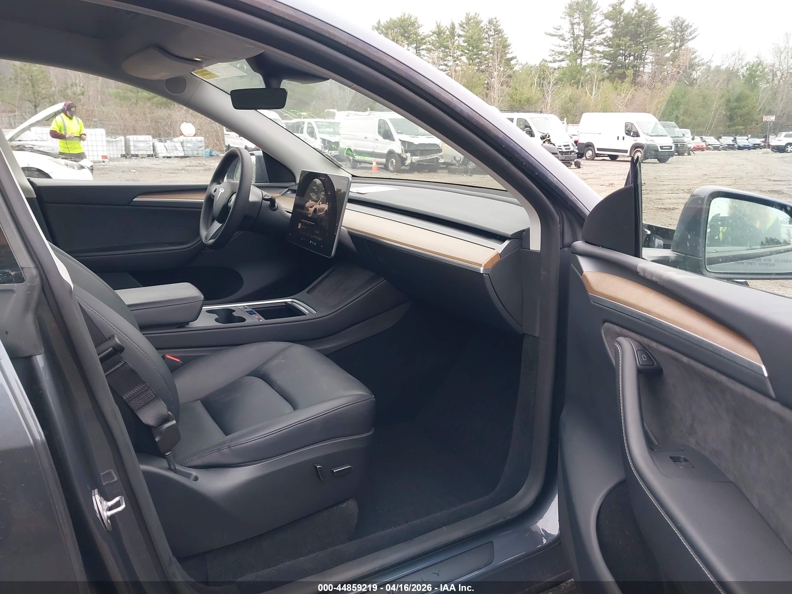 2023 Tesla Model Y Awd/long Range Dual Motor All-wheel Drive Gray vin: 7SAYGDEE8PA125303