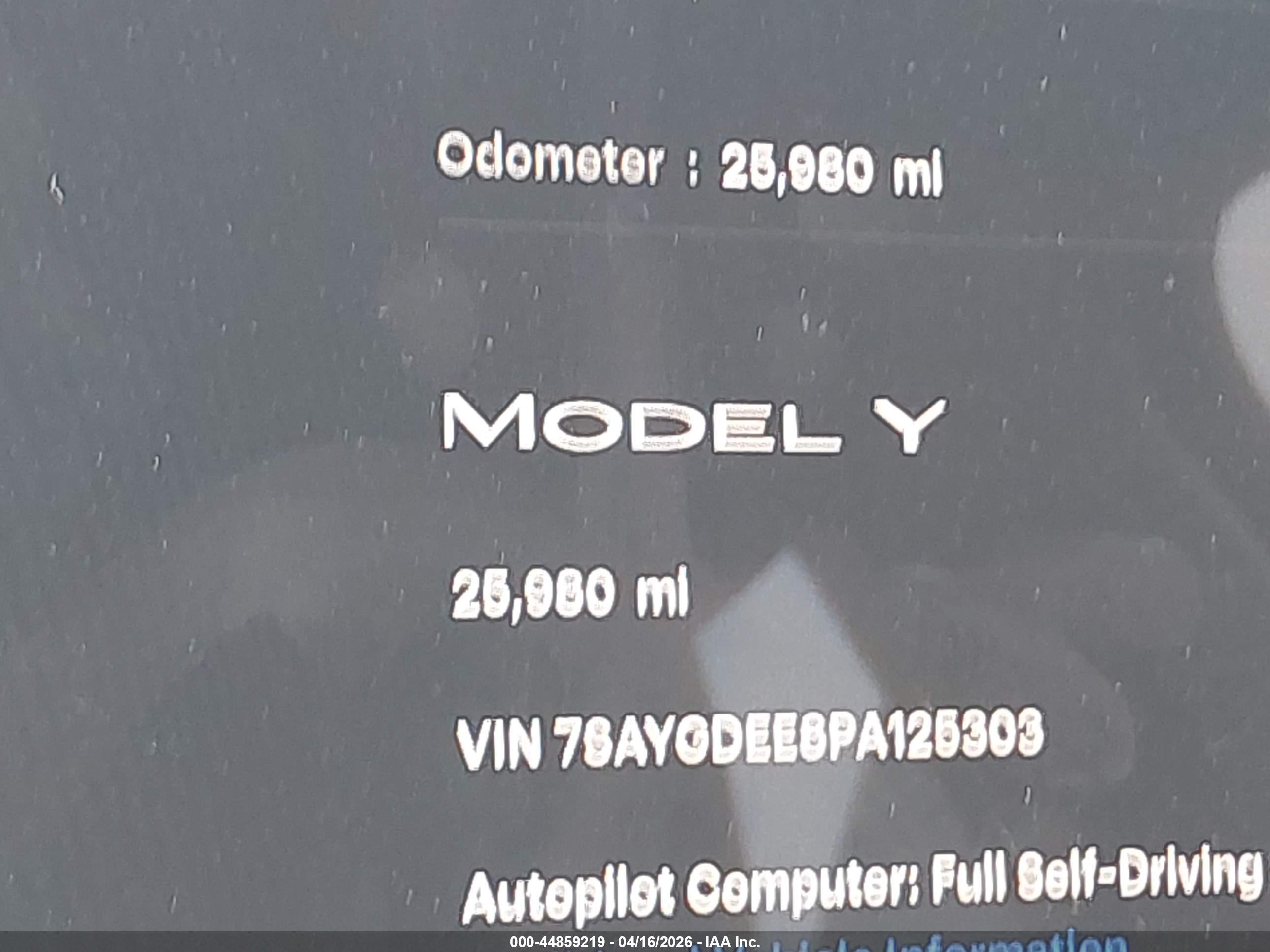 2023 Tesla Model Y Awd/long Range Dual Motor All-wheel Drive Gray vin: 7SAYGDEE8PA125303