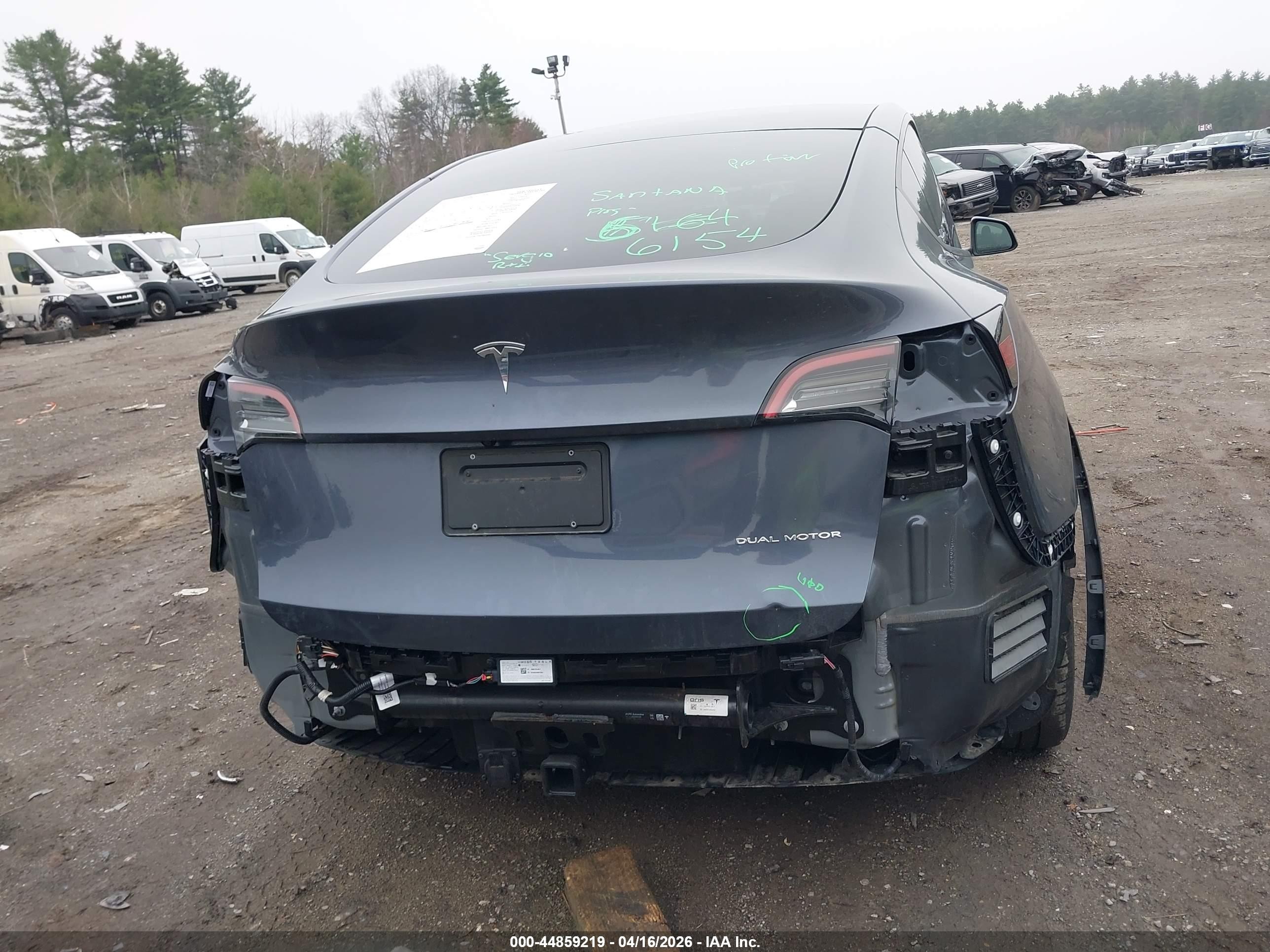 2023 Tesla Model Y Awd/long Range Dual Motor All-wheel Drive Gray vin: 7SAYGDEE8PA125303