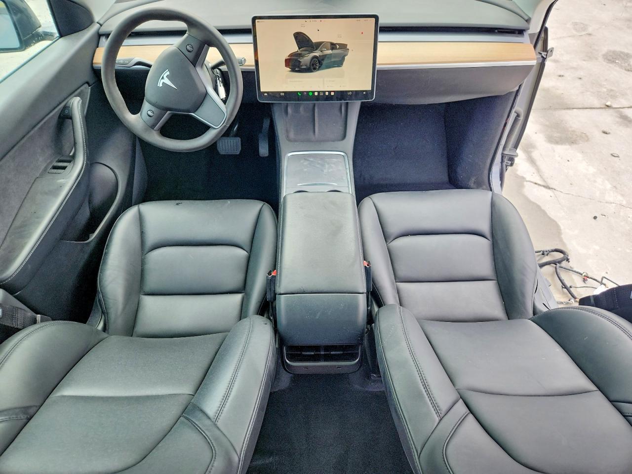 2022 Tesla Model Y Gray vin: 7SAYGDEE9NA002512