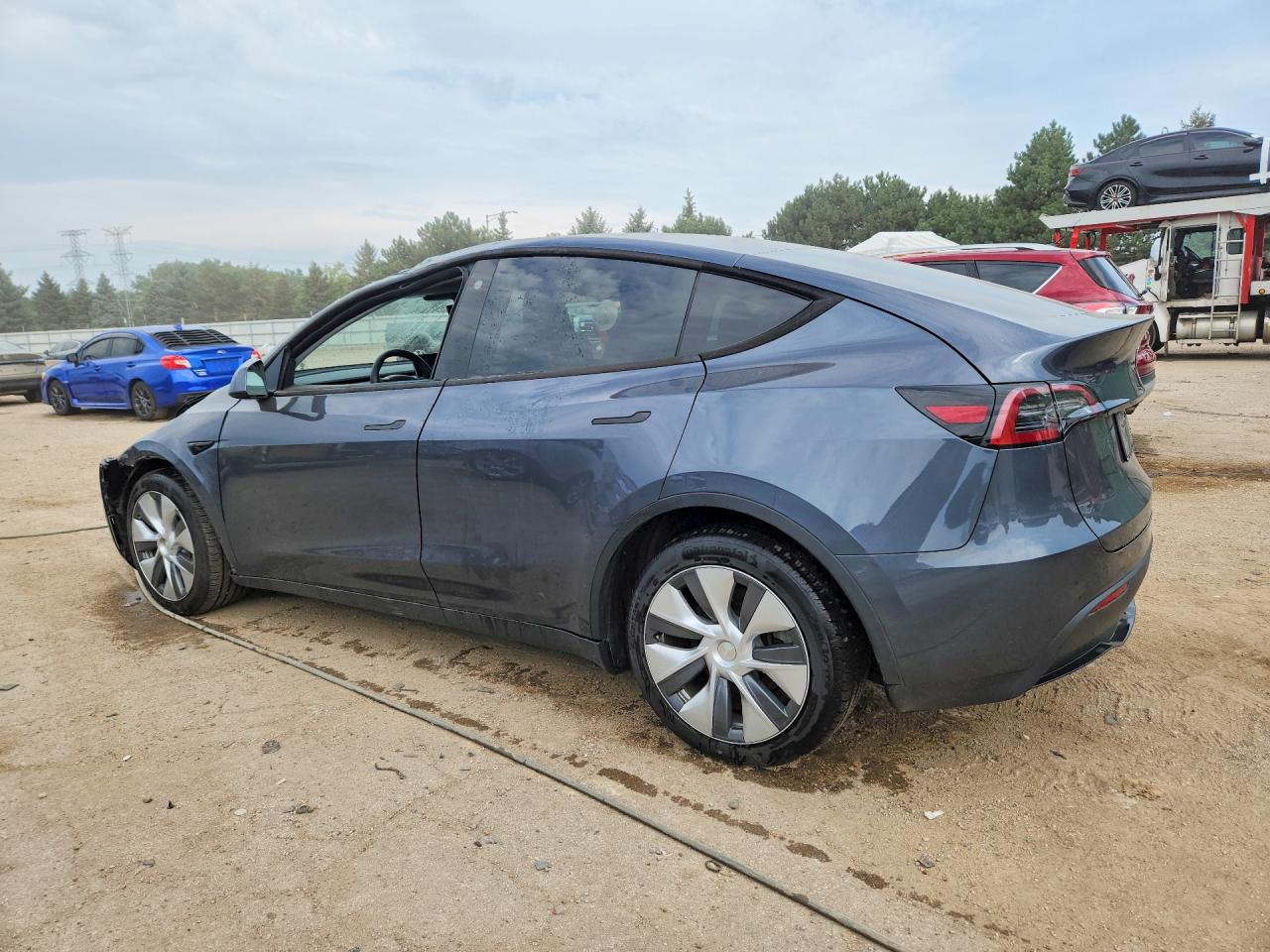 2023 Tesla Model Y Gray vin: 7SAYGDEE9PA041815