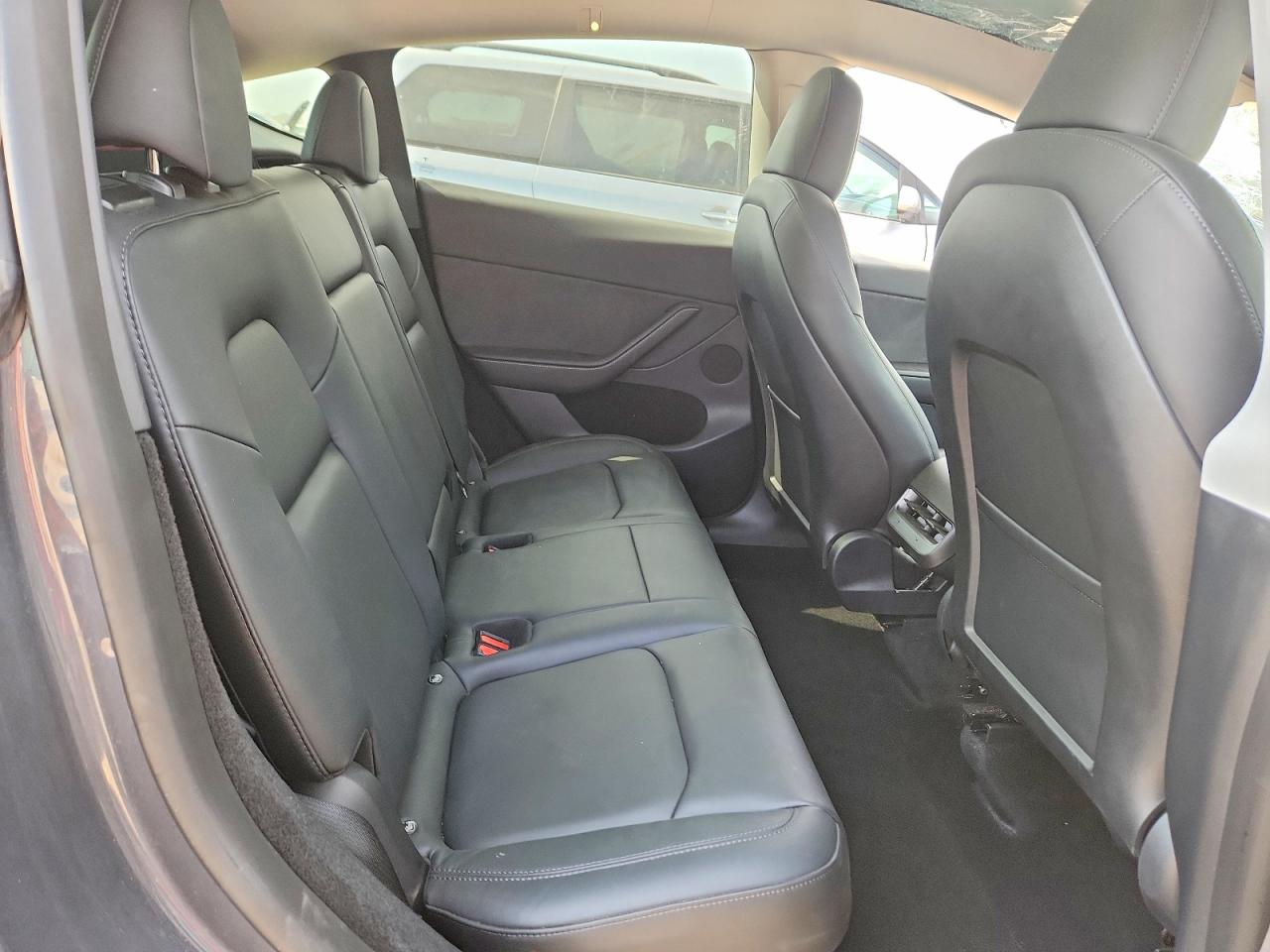2023 Tesla Model Y Gray vin: 7SAYGDEE9PA041815