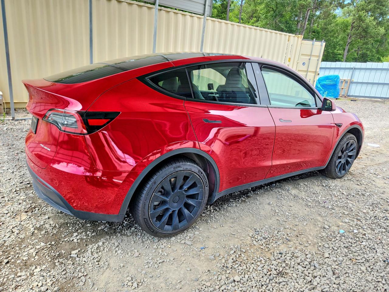 2023 Tesla Model Y Red vin: 7SAYGDEE9PF750019