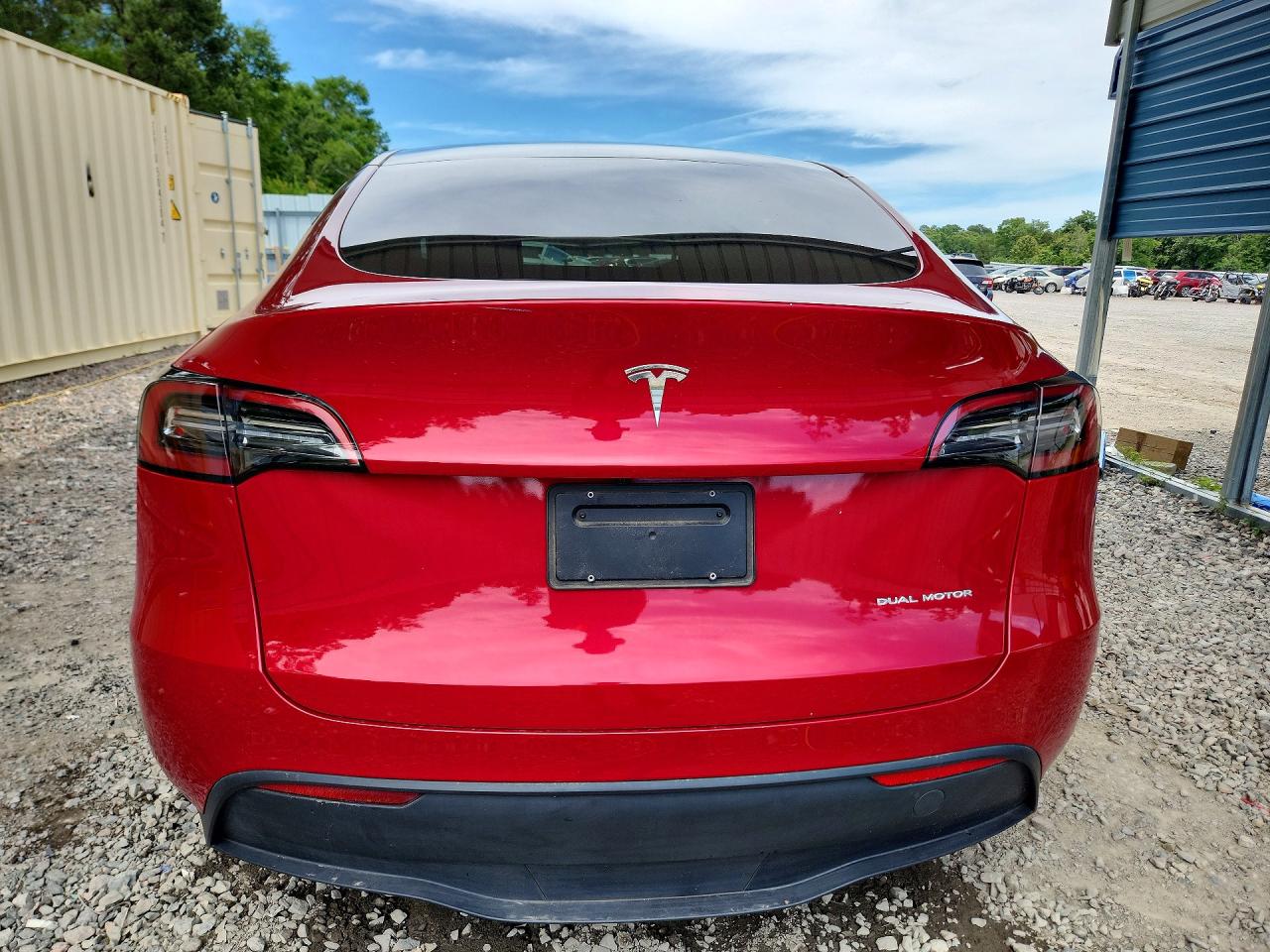 2023 Tesla Model Y Red vin: 7SAYGDEE9PF750019