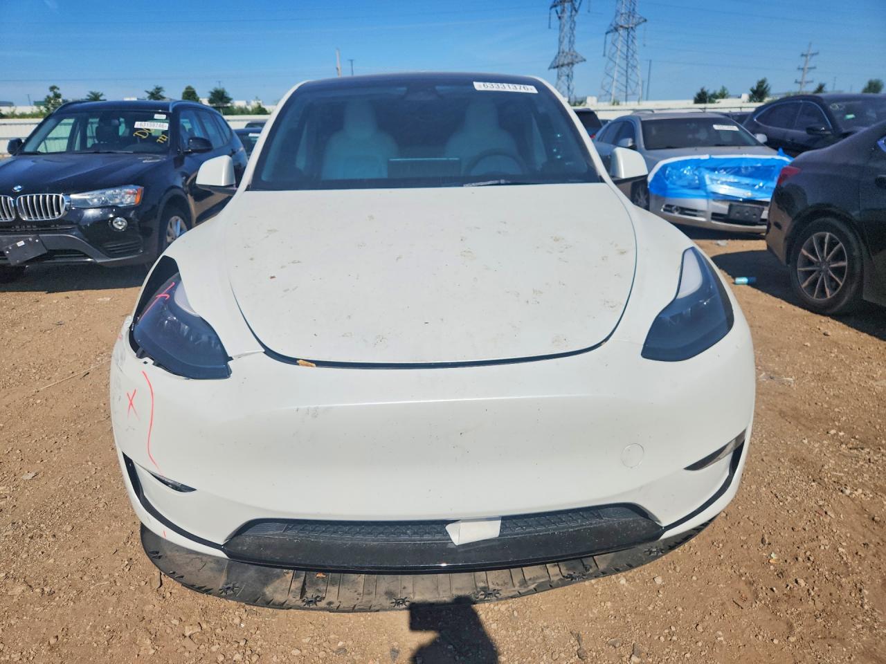 2023 Tesla Model Y Белый vin: 7SAYGDEE9PF755155