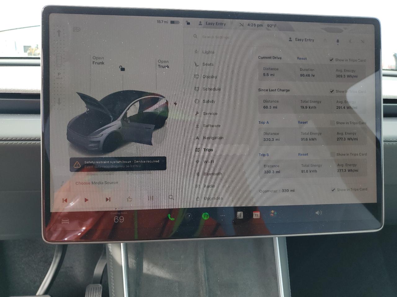 2026 Tesla Model Y Gray vin: 7SAYGDEE9TA464906