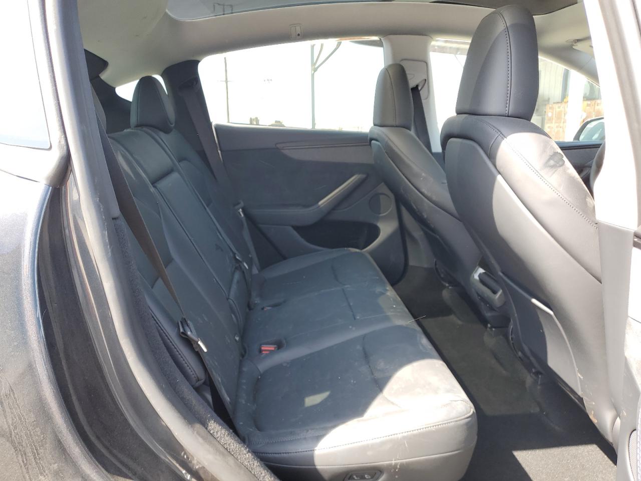 2026 Tesla Model Y Gray vin: 7SAYGDEE9TF353453