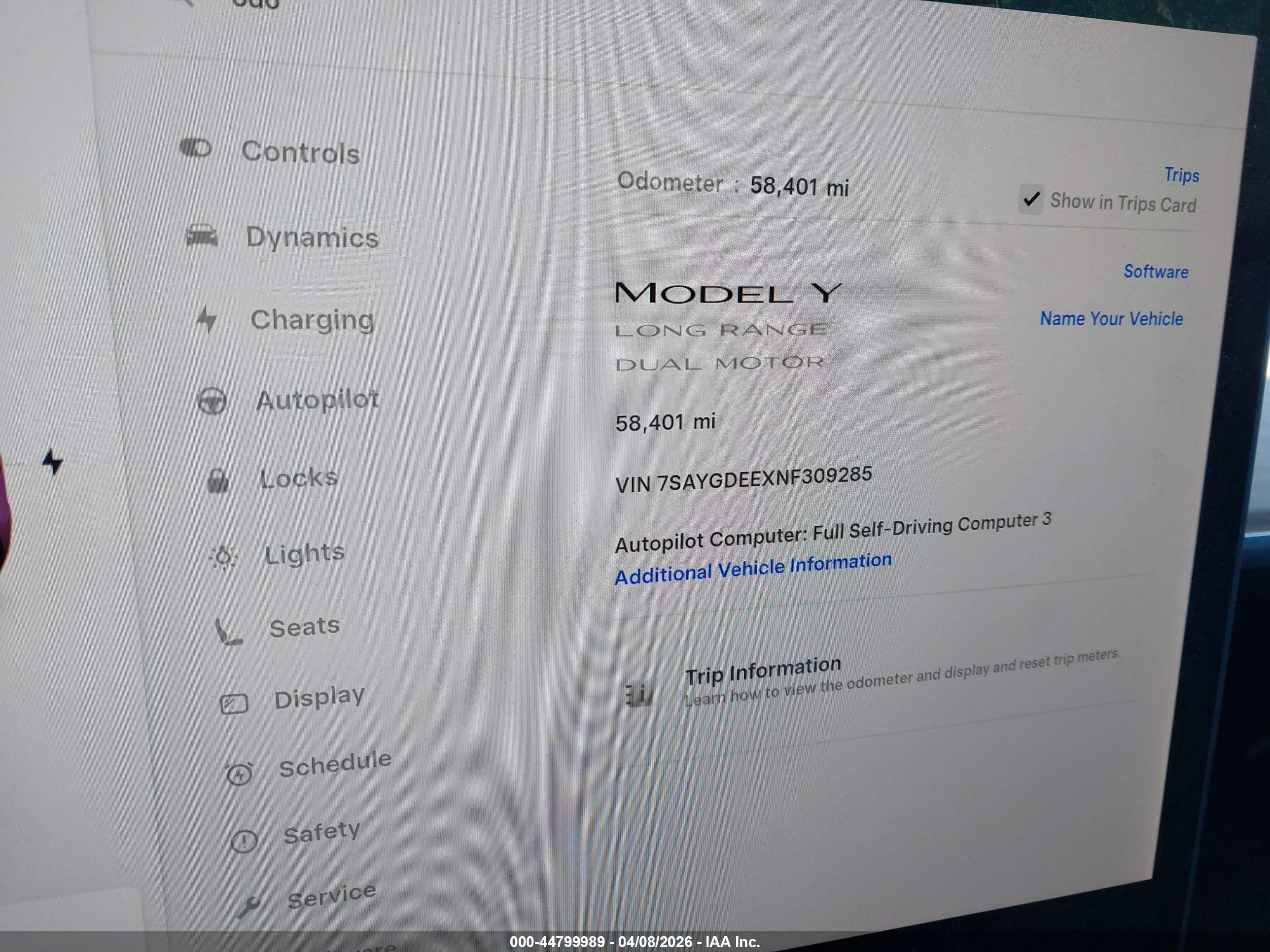 2022 Tesla Model Y Long Range Dual Motor All-wheel Drive White vin: 7SAYGDEEXNF309285