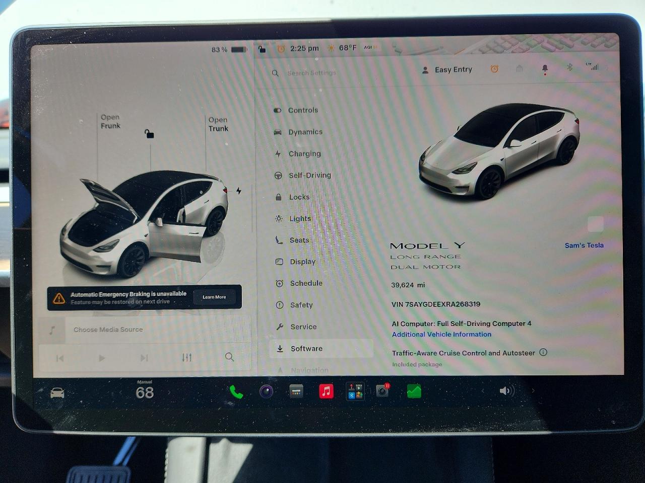 2024 Tesla Model Y Белый vin: 7SAYGDEEXRA268319