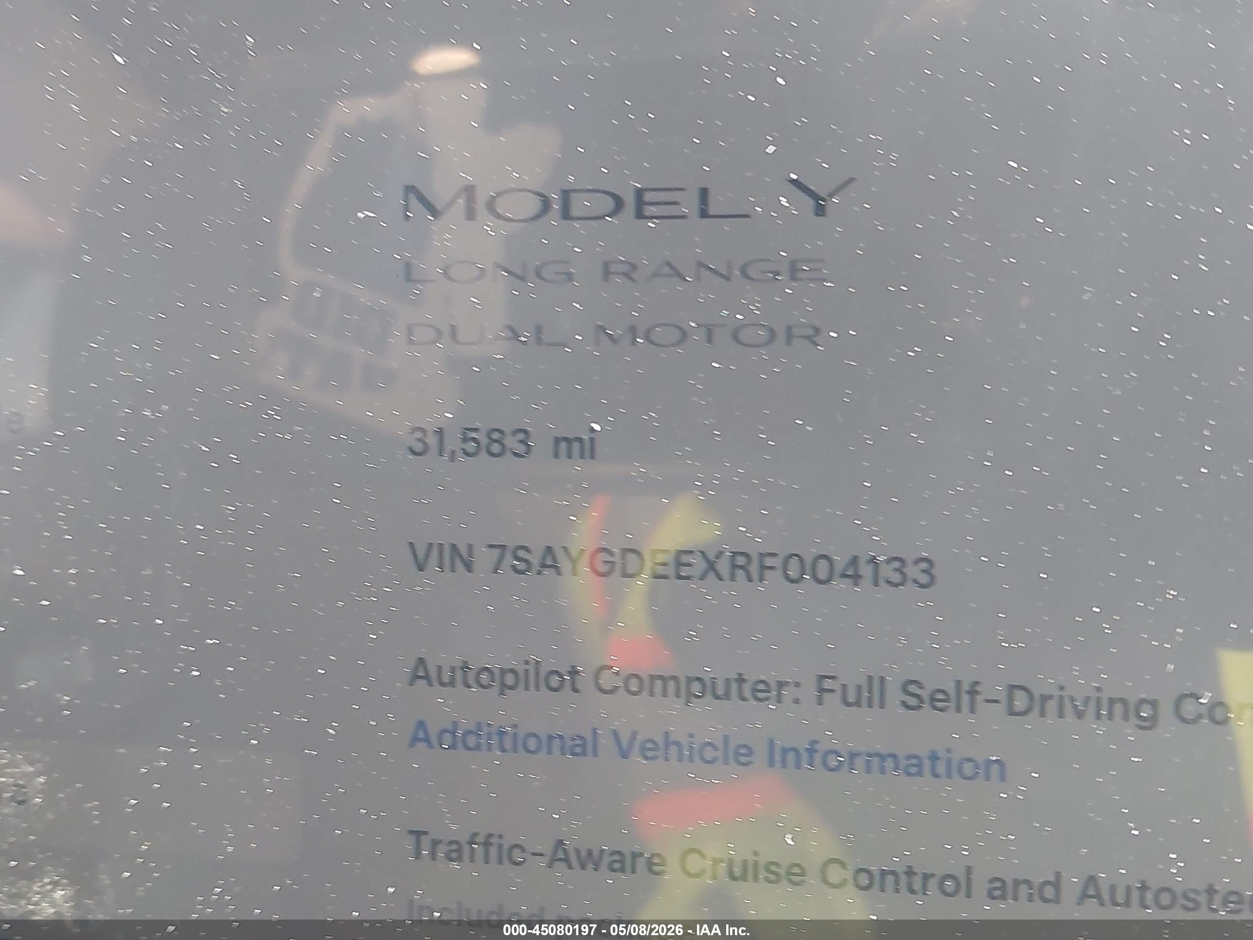 2024 Tesla Model Y Long Range Dual Motor All-wheel Drive White vin: 7SAYGDEEXRF004133