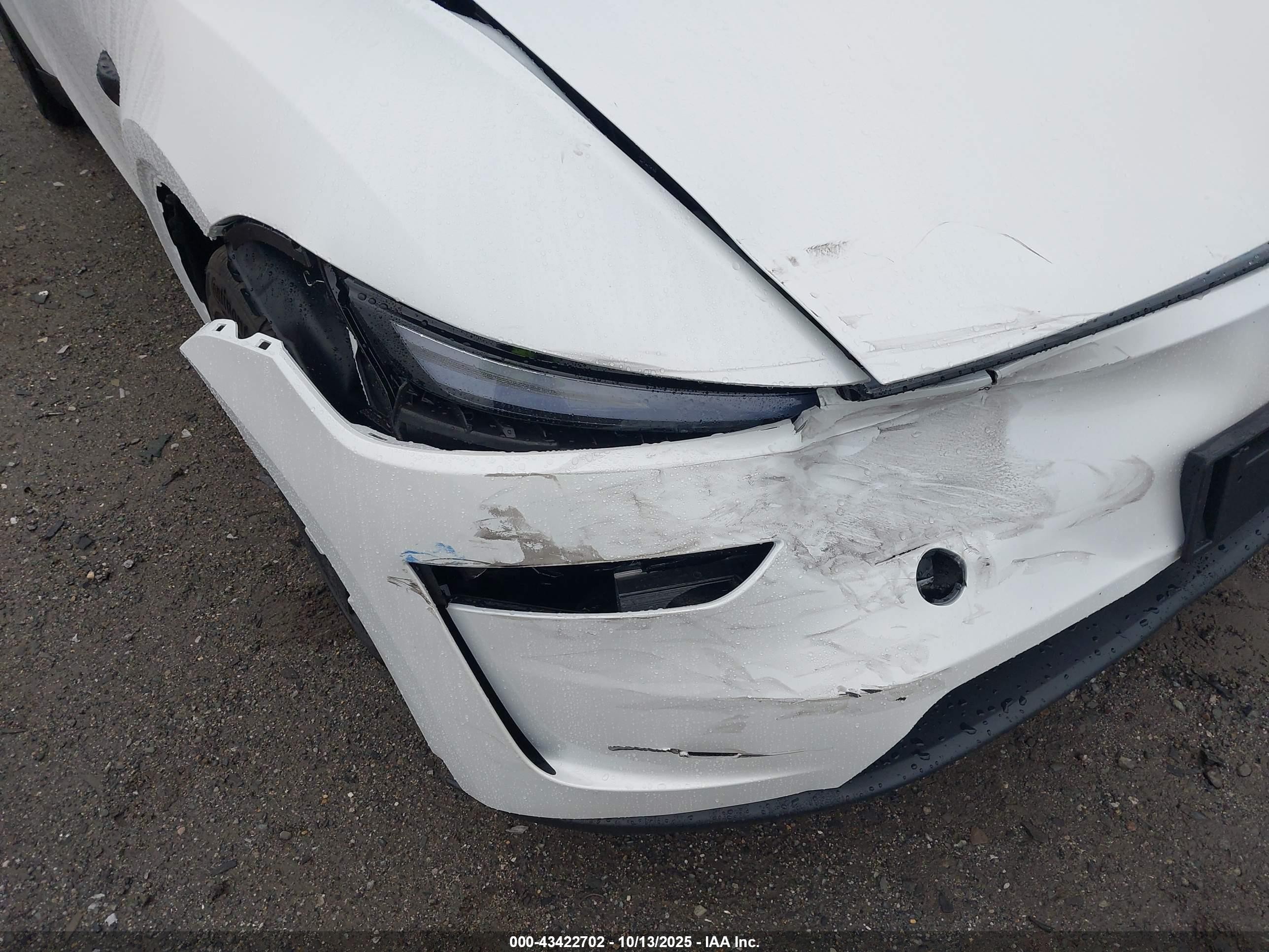 2026 Tesla Model Y   Белый vin: 7SAYGDEEXTF432937