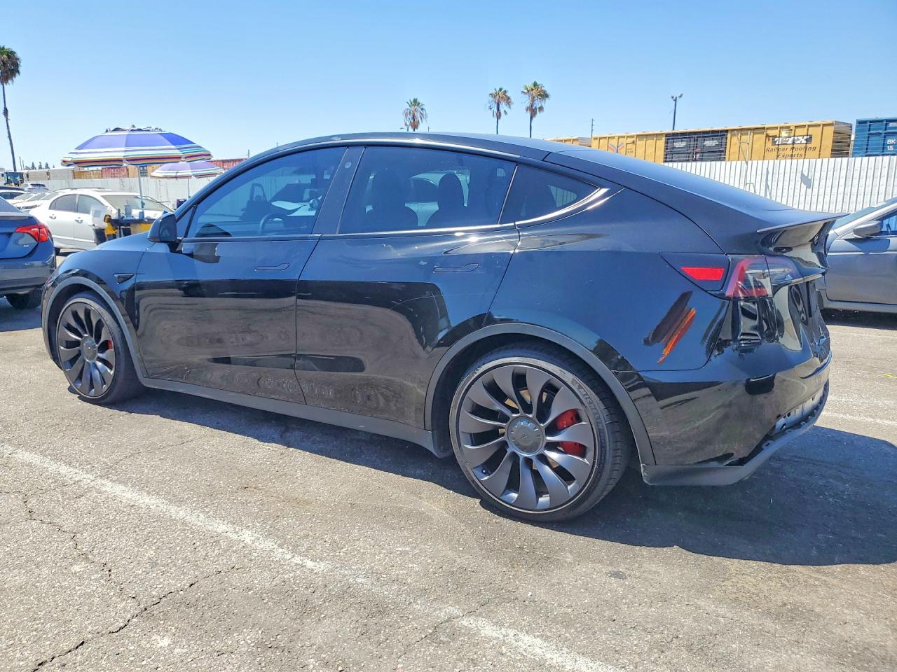2022 Tesla Model Y Черный vin: 7SAYGDEF0NF336813