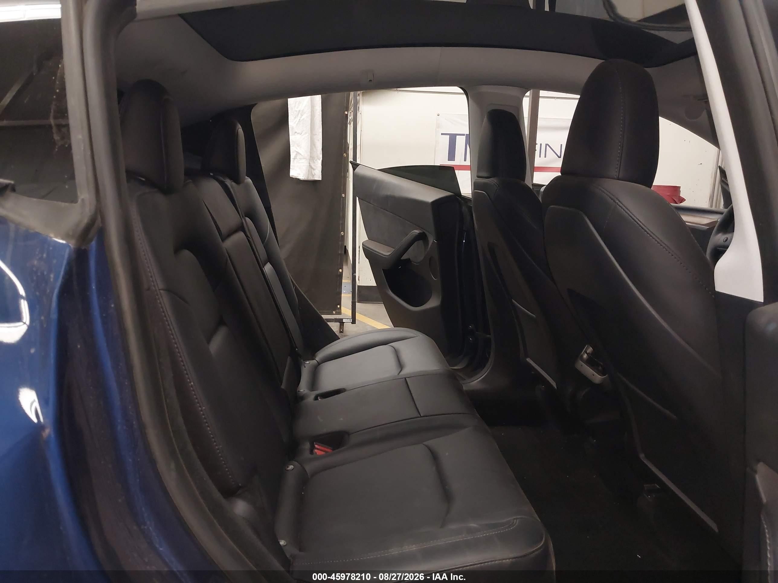 2023 Tesla Model Y Performance Dual Motor All-wheel Drive Синий vin: 7SAYGDEF0PF698157