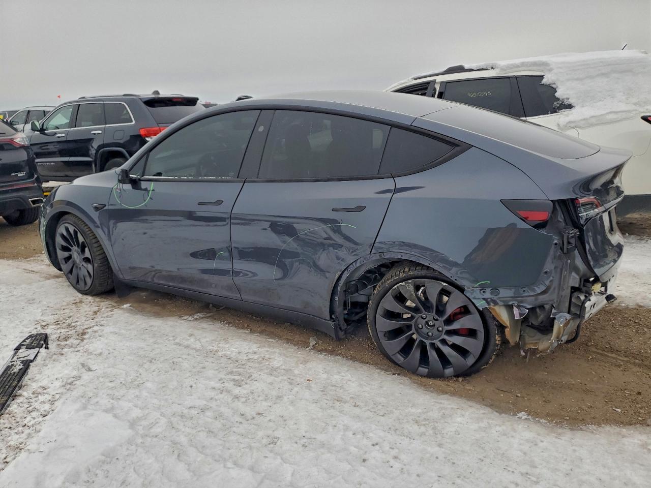 2023 Tesla Model Y Charcoal vin: 7SAYGDEF0PF936864