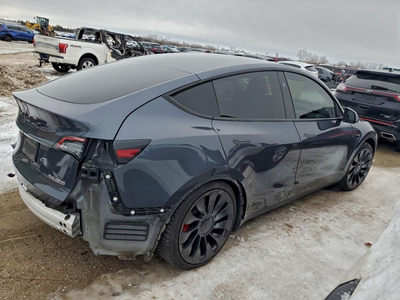 2023 Tesla Model Y Charcoal vin: 7SAYGDEF0PF936864