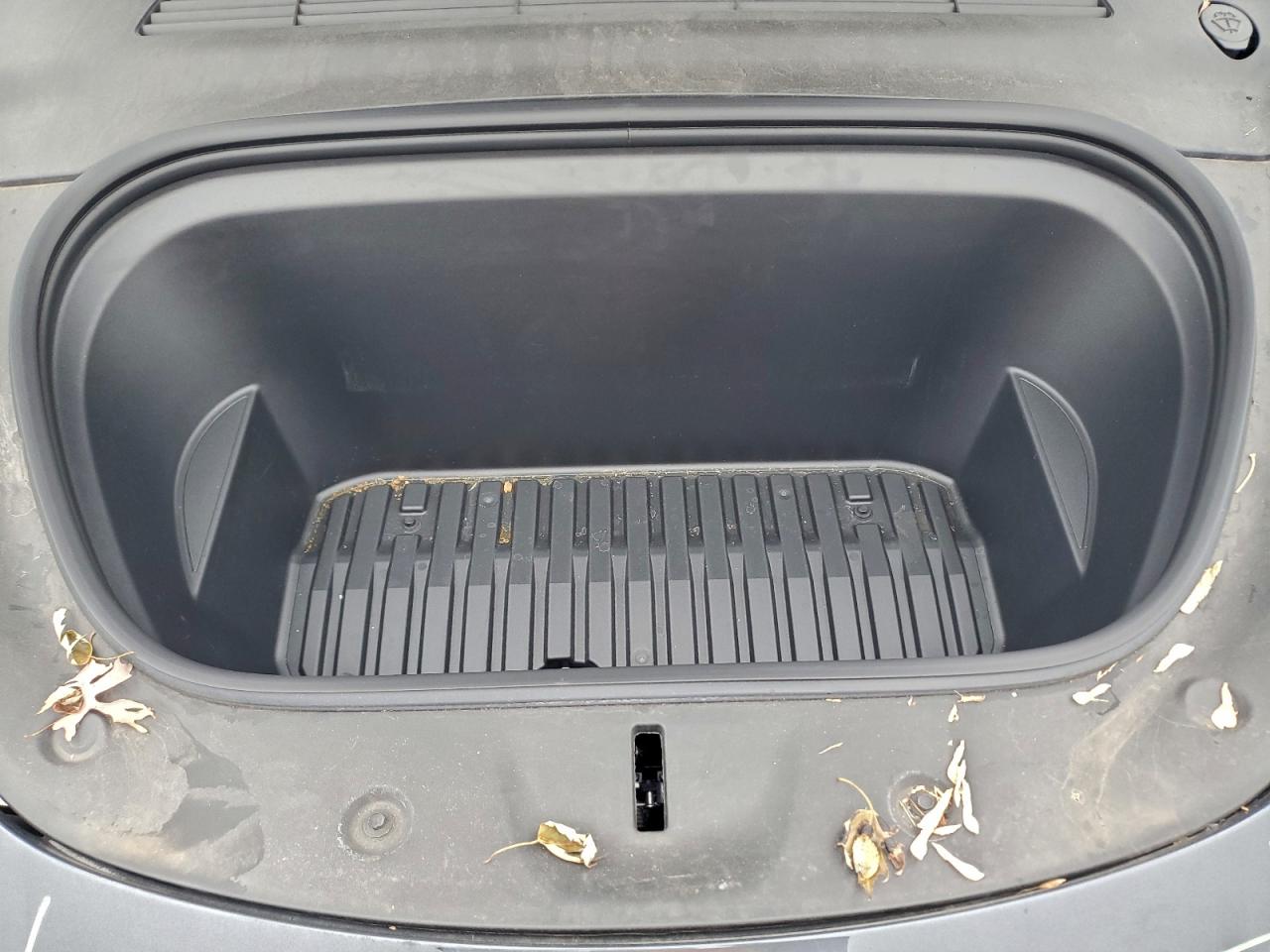 2023 Tesla Model Y Charcoal vin: 7SAYGDEF0PF936864