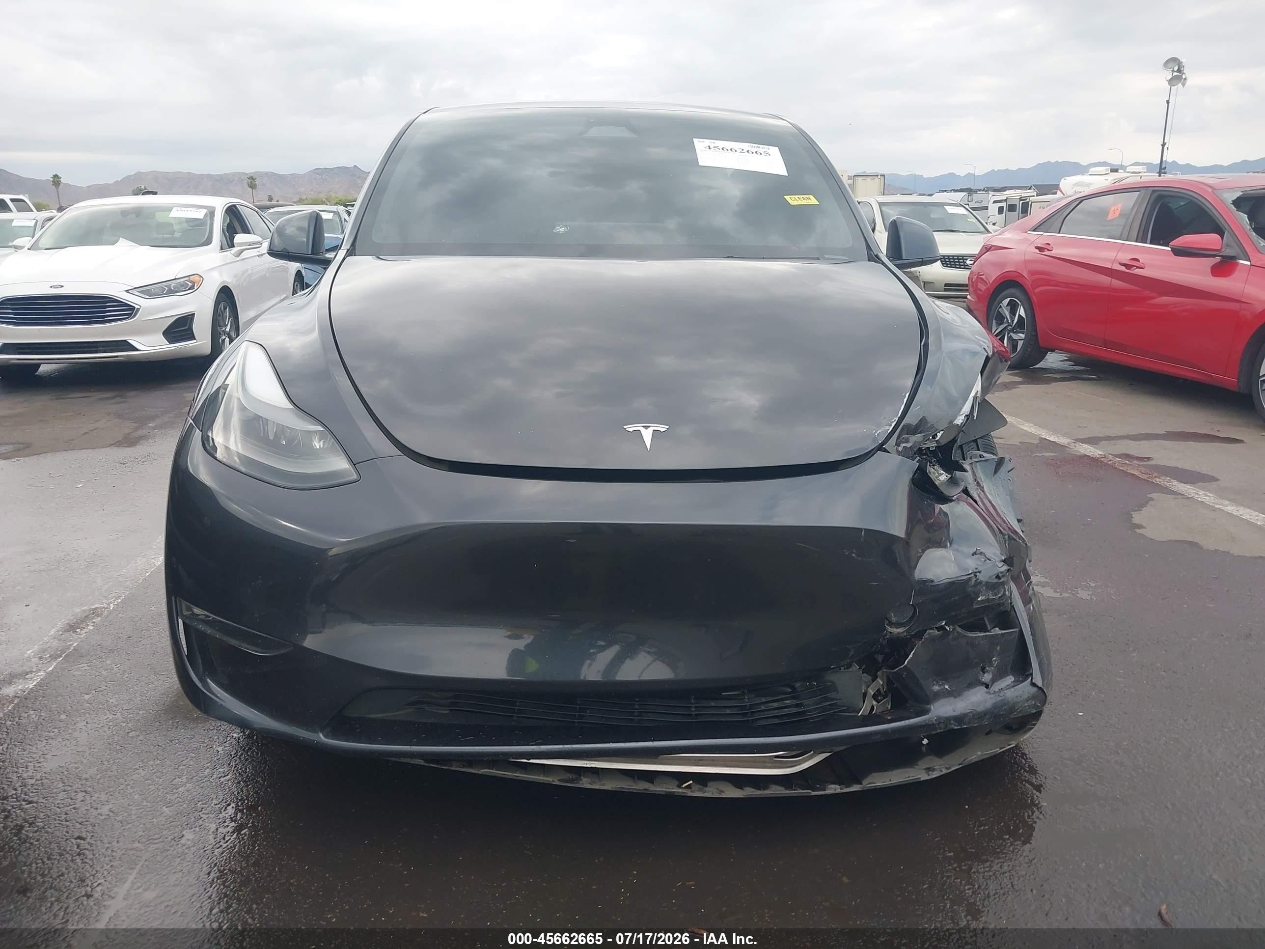 2024 Tesla Model Y Performance Dual Motor All-wheel Drive Black vin: 7SAYGDEF1RF072362