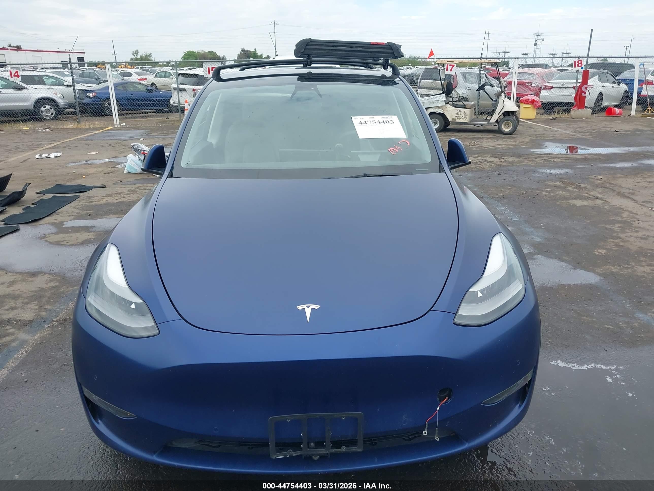 2022 Tesla Model Y Performance Dual Motor All-wheel Drive Синий vin: 7SAYGDEF2NF337087
