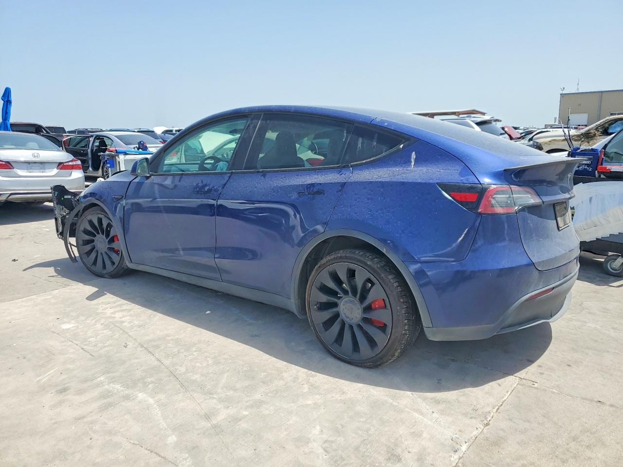 2023 Tesla Model Y Blue vin: 7SAYGDEF2PF749870