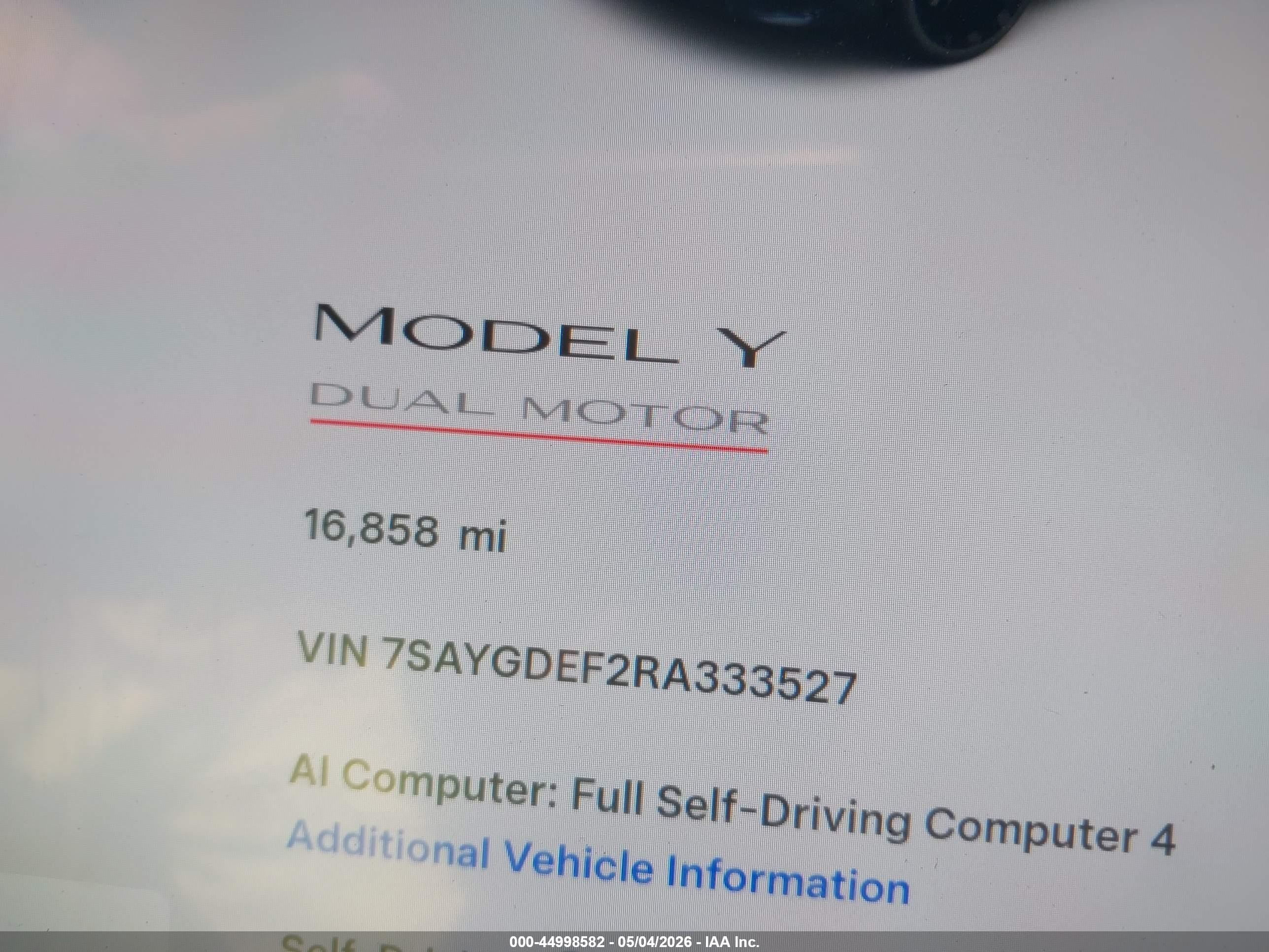 2024 Tesla Model Y Performance Dual Motor All-wheel Drive Gray vin: 7SAYGDEF2RA333527