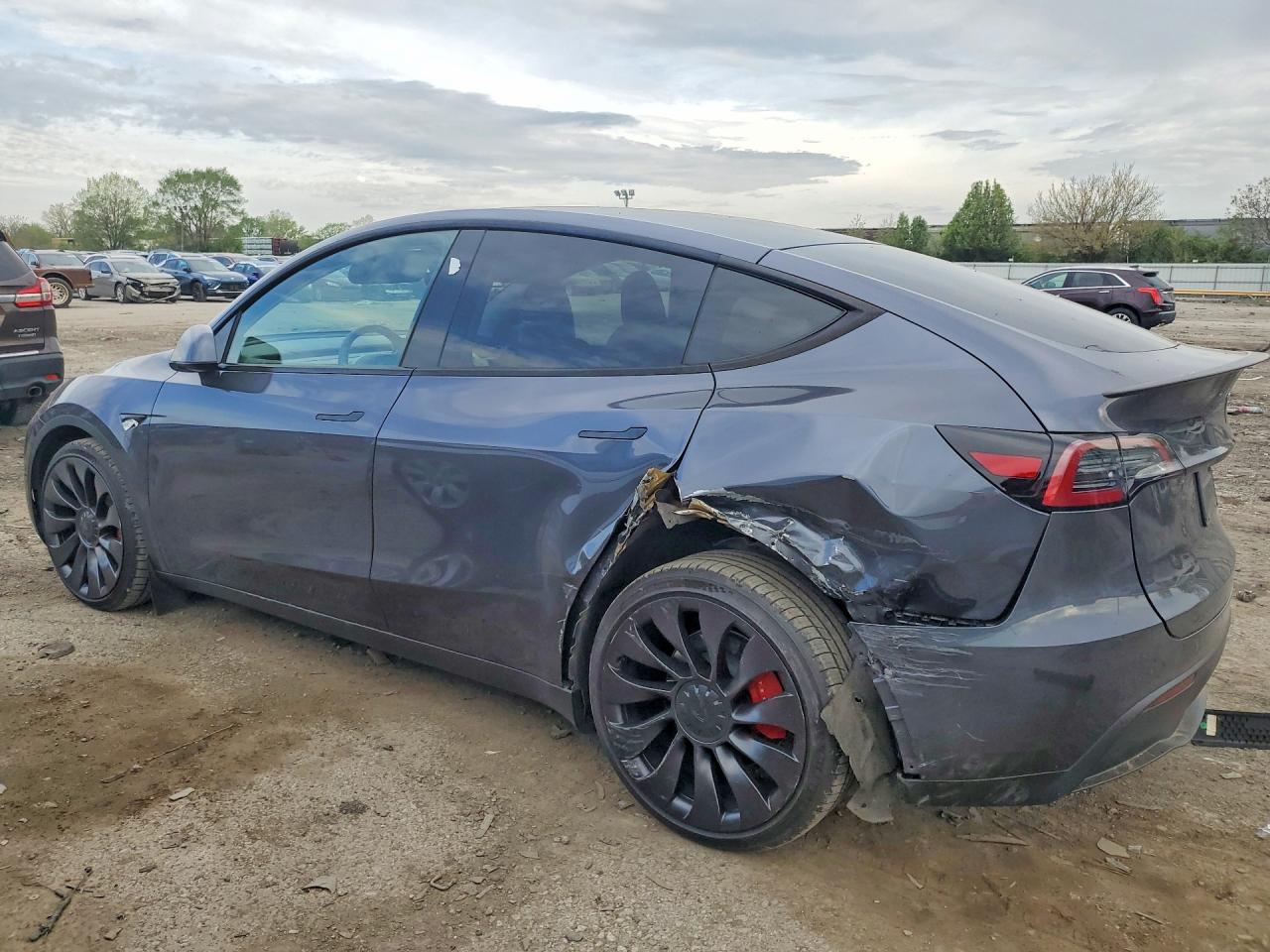 2023 Tesla Model Y Gray vin: 7SAYGDEF4PF920795