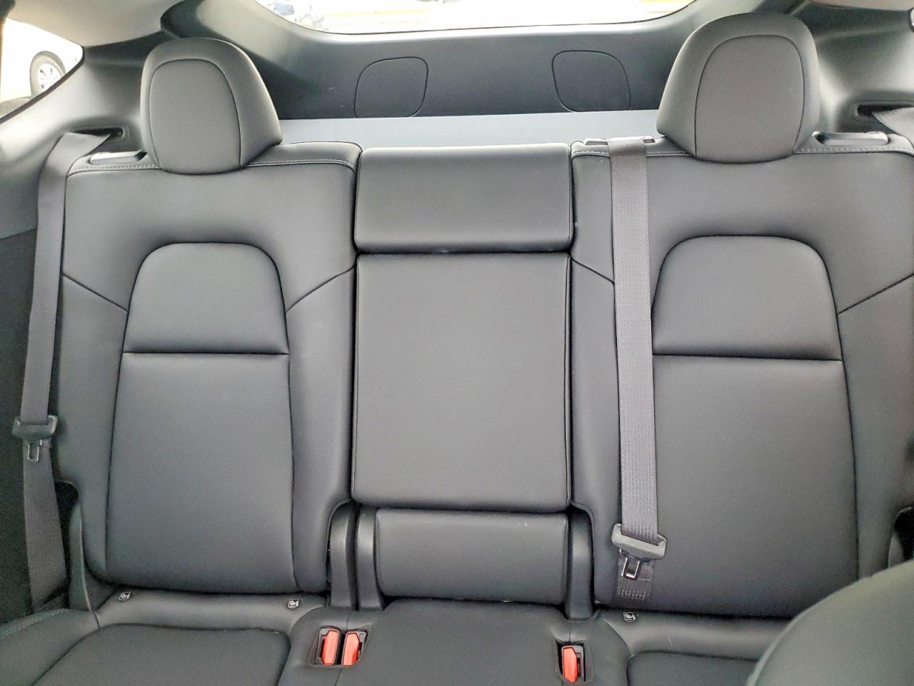 2023 Tesla Model Y Gray vin: 7SAYGDEF4PF920795