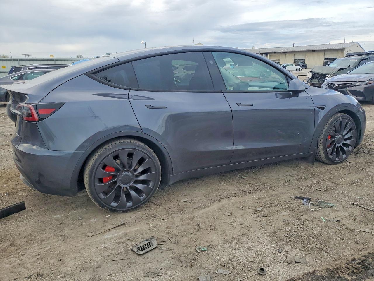 2023 Tesla Model Y Gray vin: 7SAYGDEF4PF920795