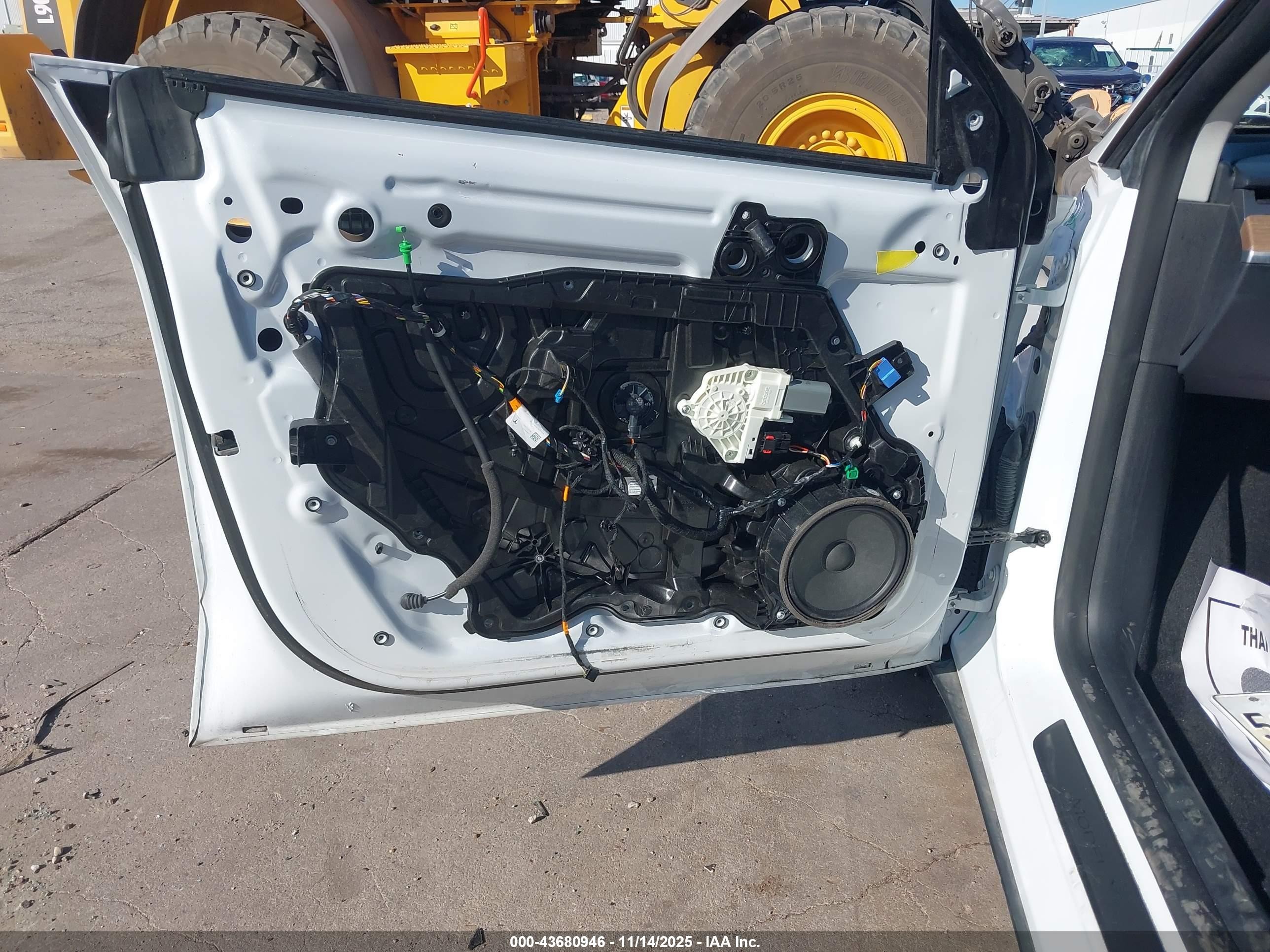 2022 Tesla Model Y Performance Dual Motor All-wheel Drive Белый vin: 7SAYGDEF5NF463332