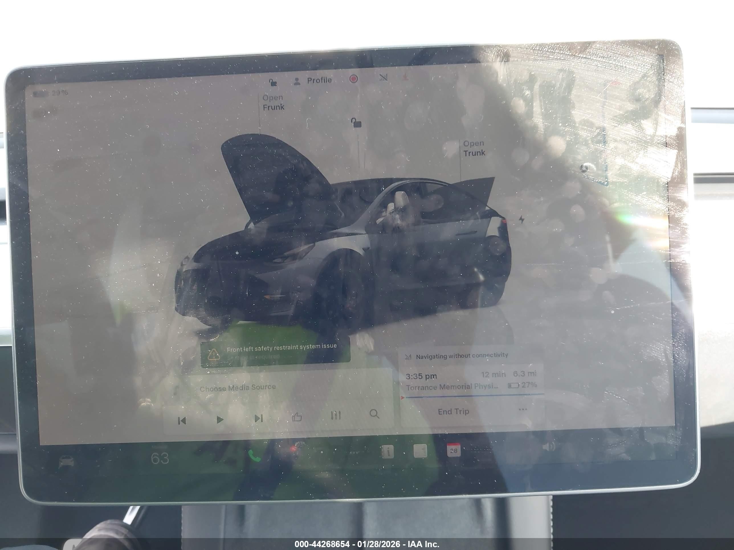 2023 Tesla Model Y Performance Dual Motor All-wheel Drive Gray vin: 7SAYGDEF5PF922006