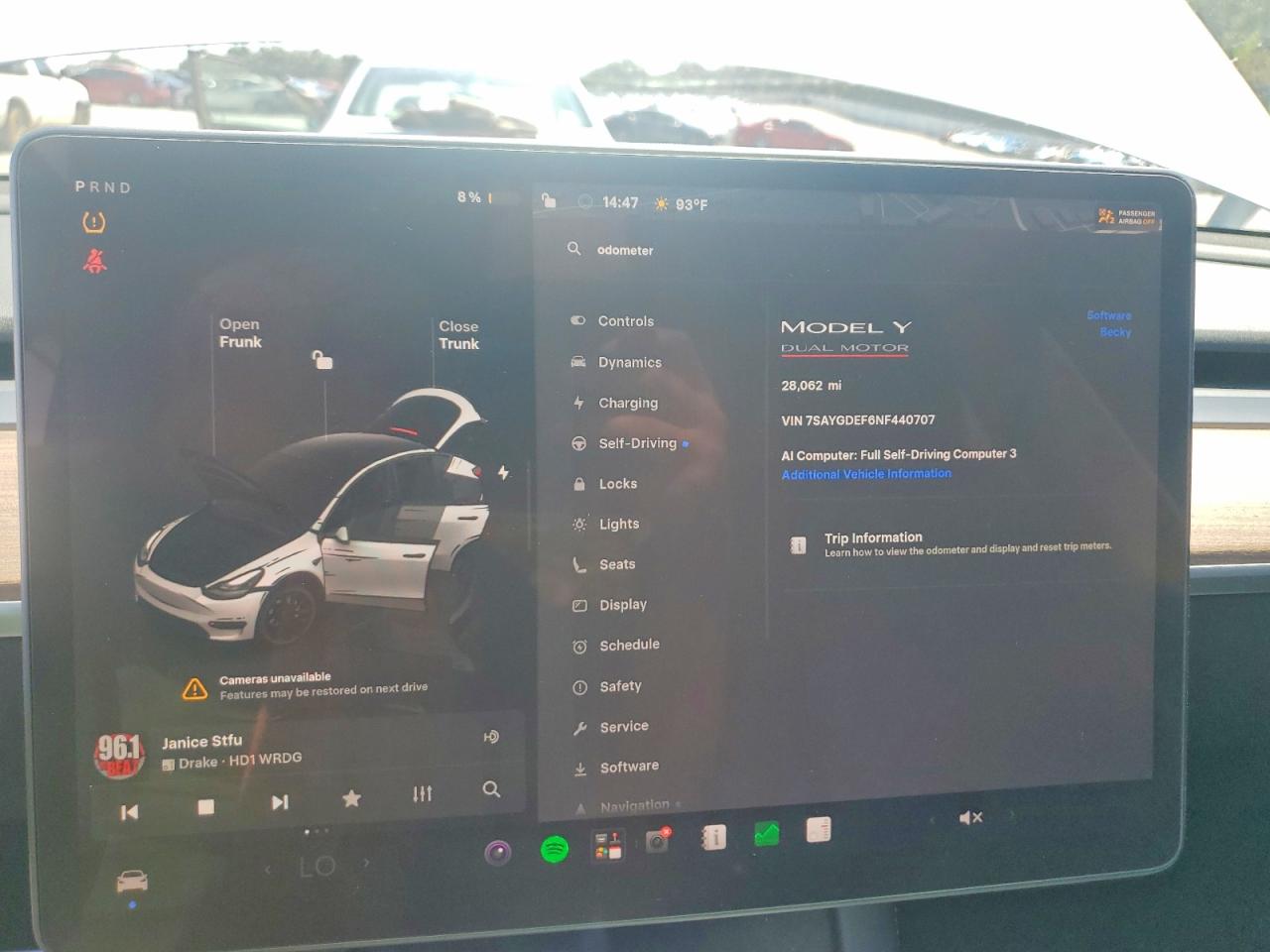 2022 Tesla Model Y White vin: 7SAYGDEF6NF440707