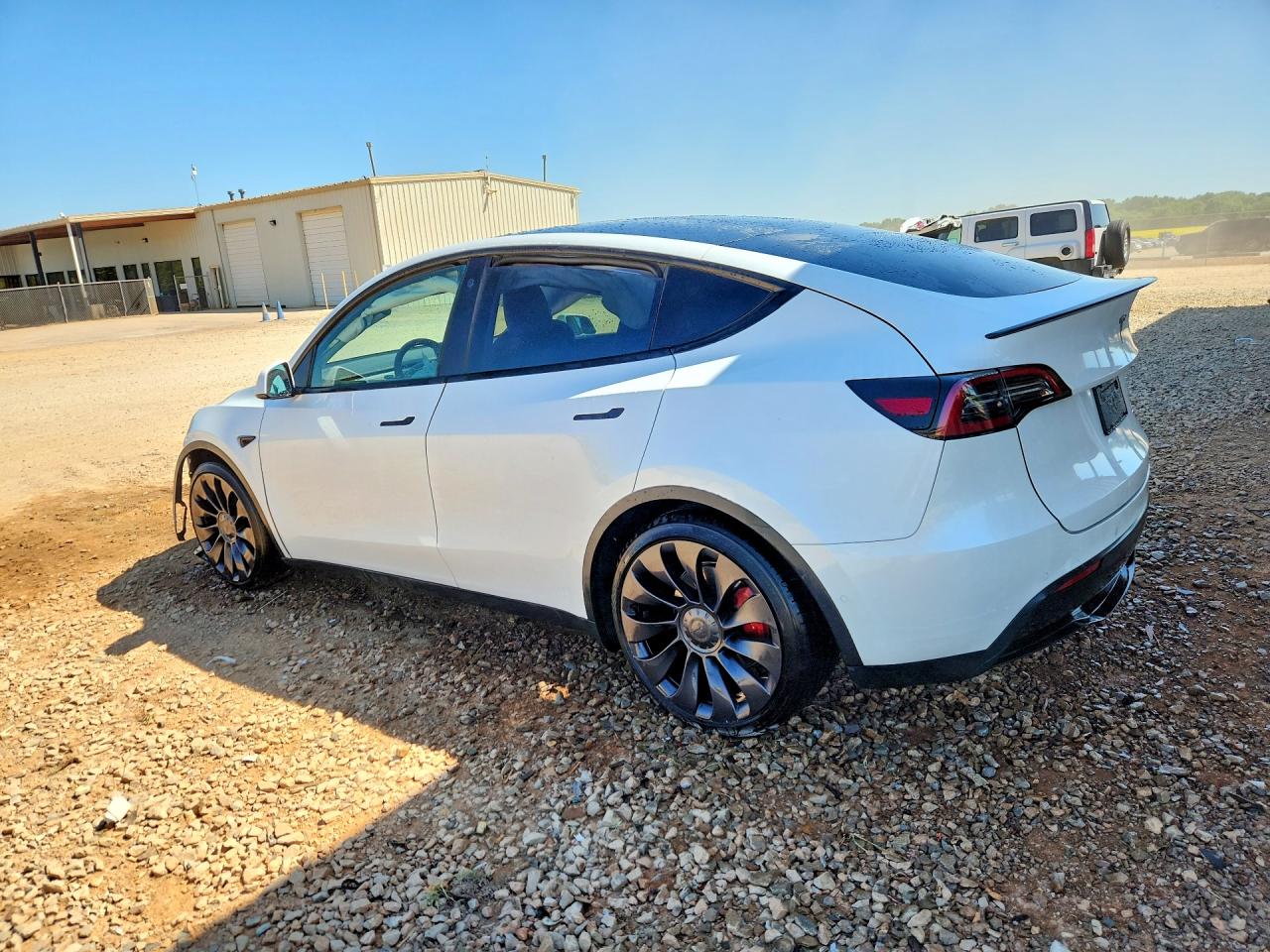2022 Tesla Model Y White vin: 7SAYGDEF6NF452761