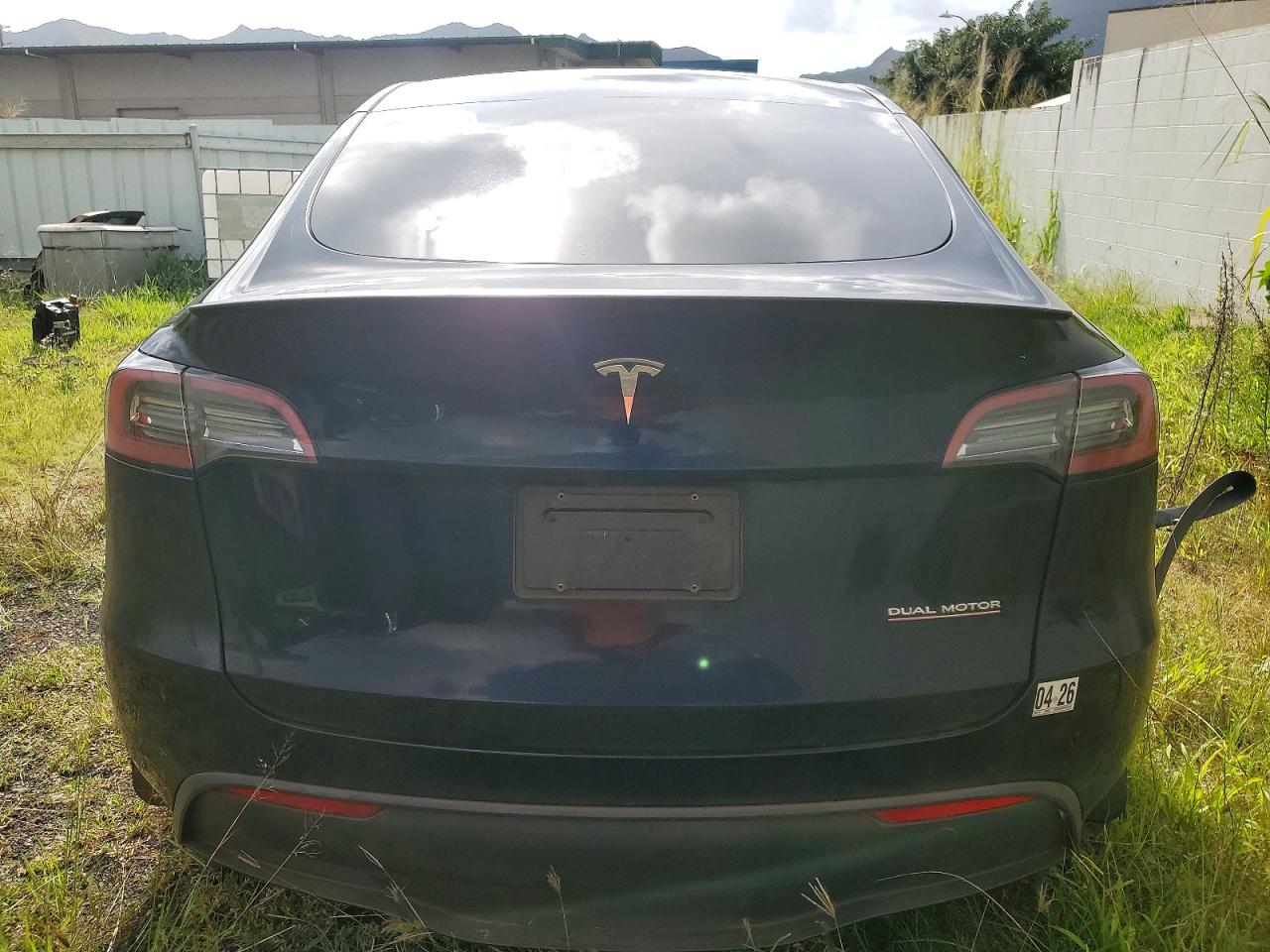 2023 Tesla Model Y Black vin: 7SAYGDEF6PF666975