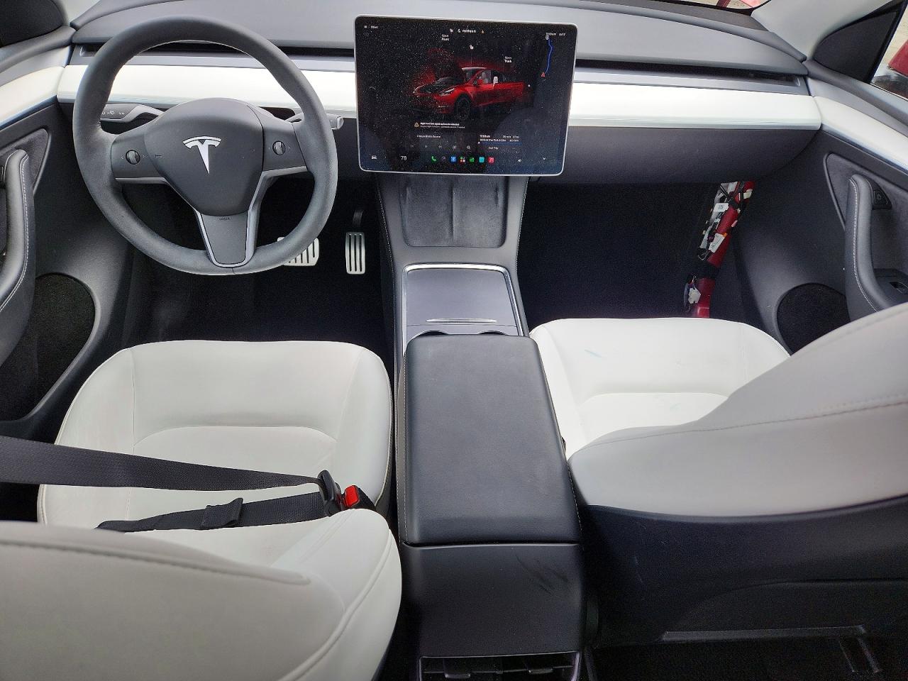 2023 Tesla Model Y Красный vin: 7SAYGDEF9PF870489