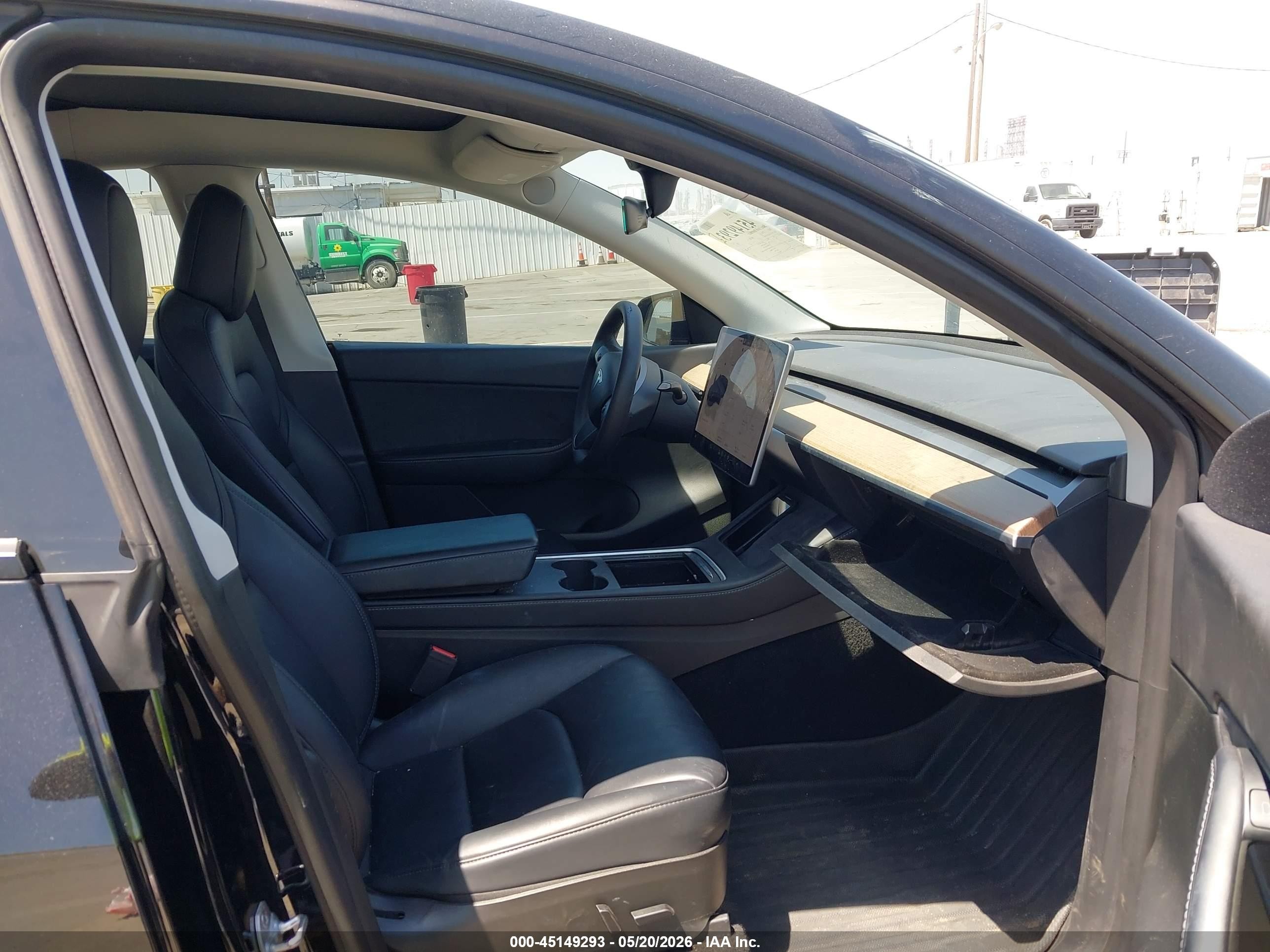 2022 Tesla Model Y Performance Dual Motor All-wheel Drive Black vin: 7SAYGDEFXNF404941